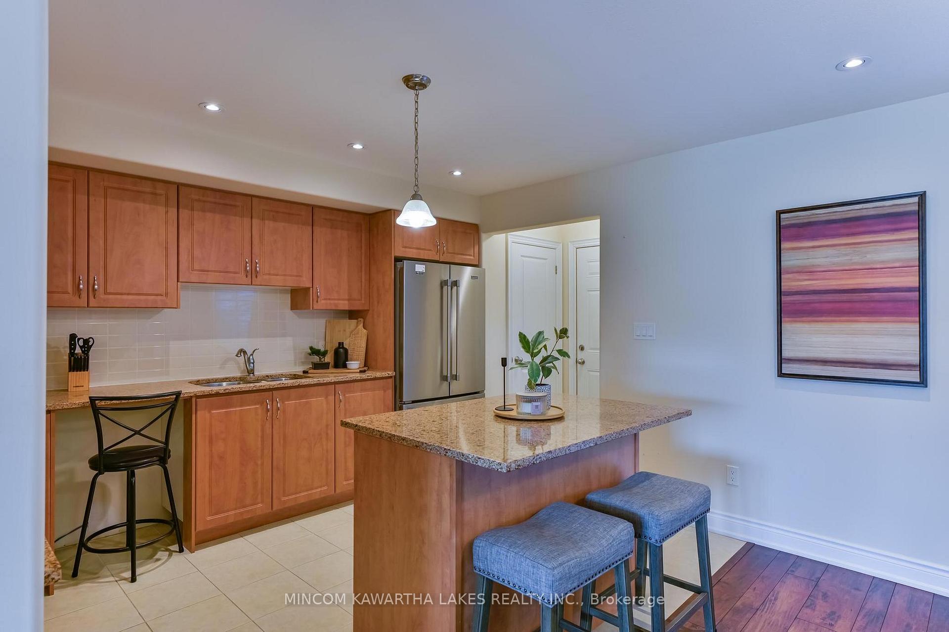 Photo 12 of 849 Broadway Boulevard, Peterborough, Northcrest Ward 5 — HOMEH