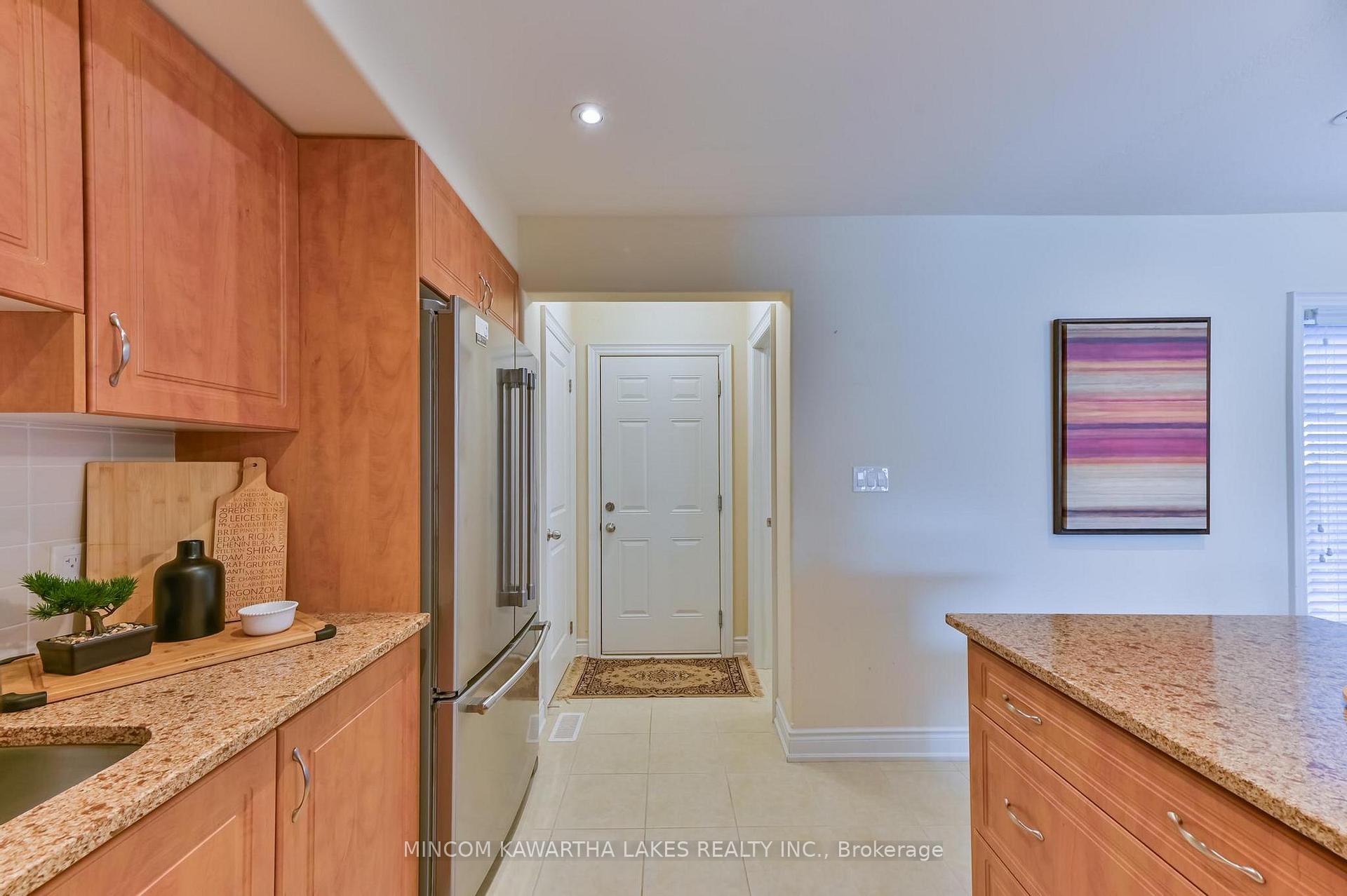 Photo 17 of 849 Broadway Boulevard, Peterborough, Northcrest Ward 5 — HOMEH