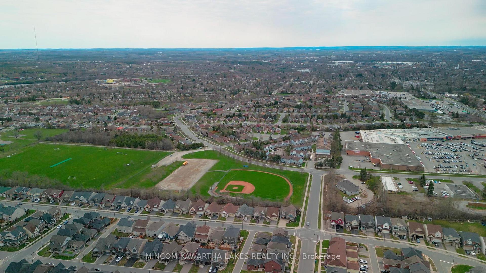 Photo 44 of 849 Broadway Boulevard, Peterborough, Northcrest Ward 5 — HOMEH