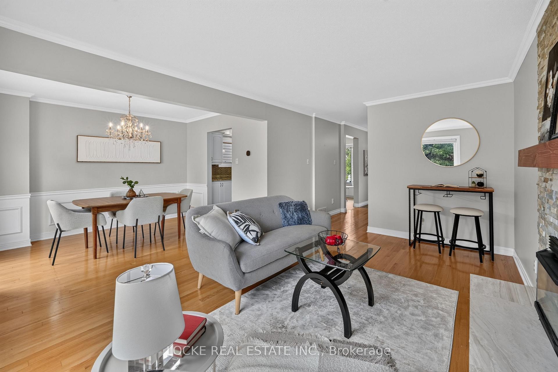 Photo 5 of 1503 Kamouraska Circle, Ottawa, Chateauneuf — HOMEH