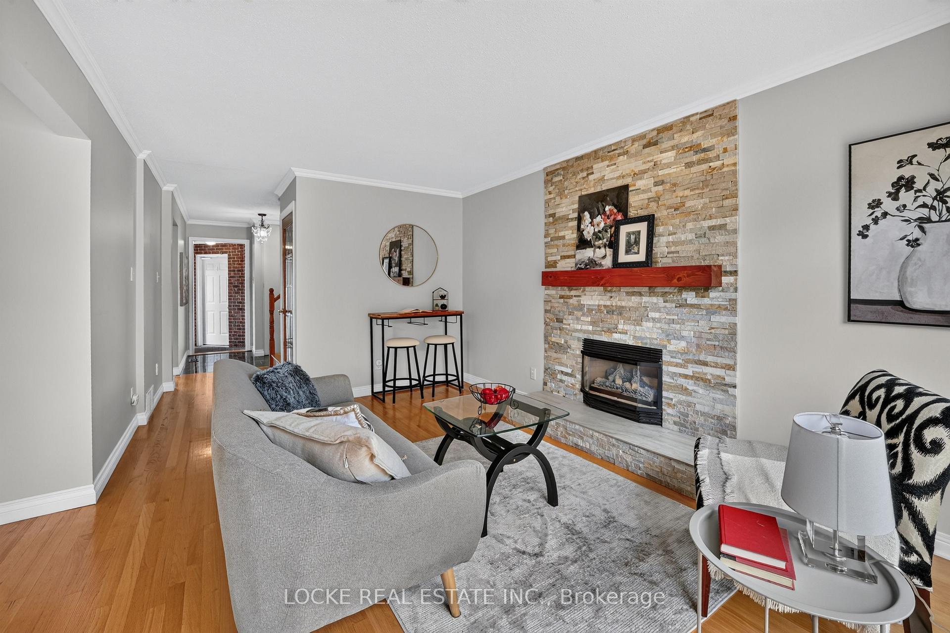 Photo 6 of 1503 Kamouraska Circle, Ottawa, Chateauneuf — HOMEH