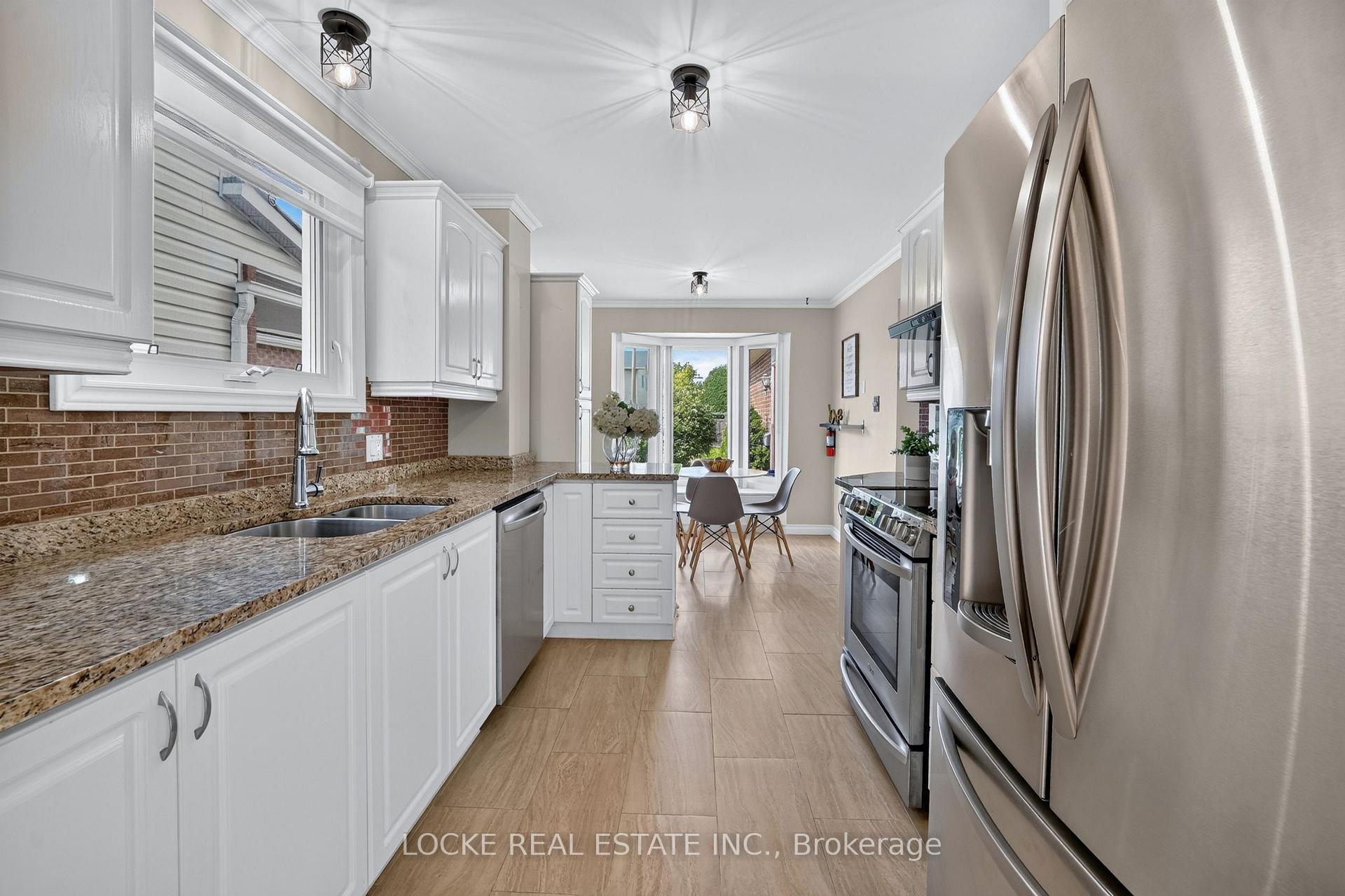 Photo 10 of 1503 Kamouraska Circle, Ottawa, Chateauneuf — HOMEH