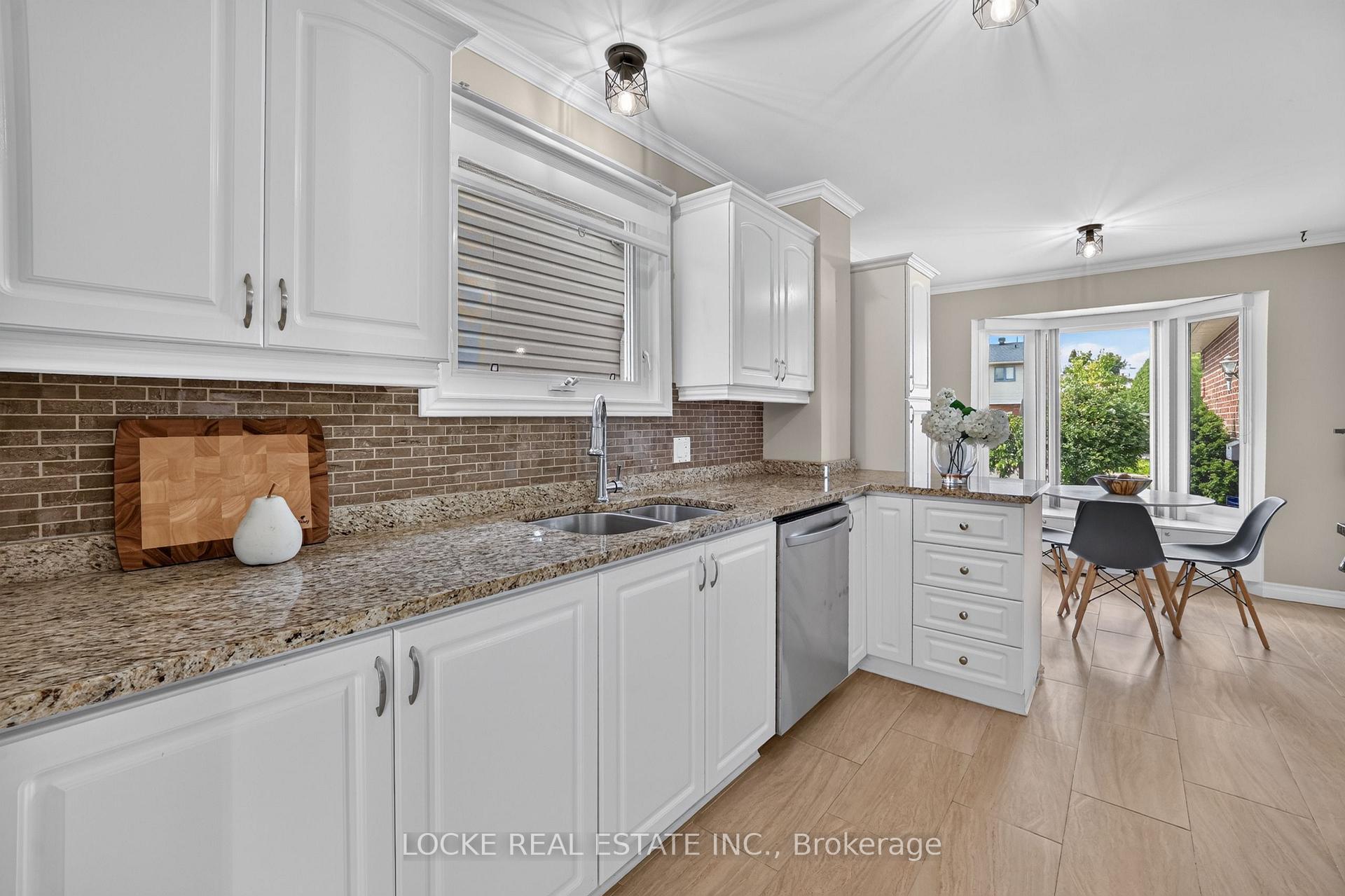 Photo 11 of 1503 Kamouraska Circle, Ottawa, Chateauneuf — HOMEH