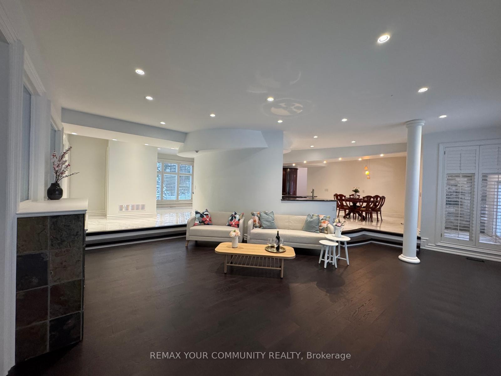 Photo 11 of 76 Silver Fox Place, Vaughan, Rural Vaughan — HOMEH