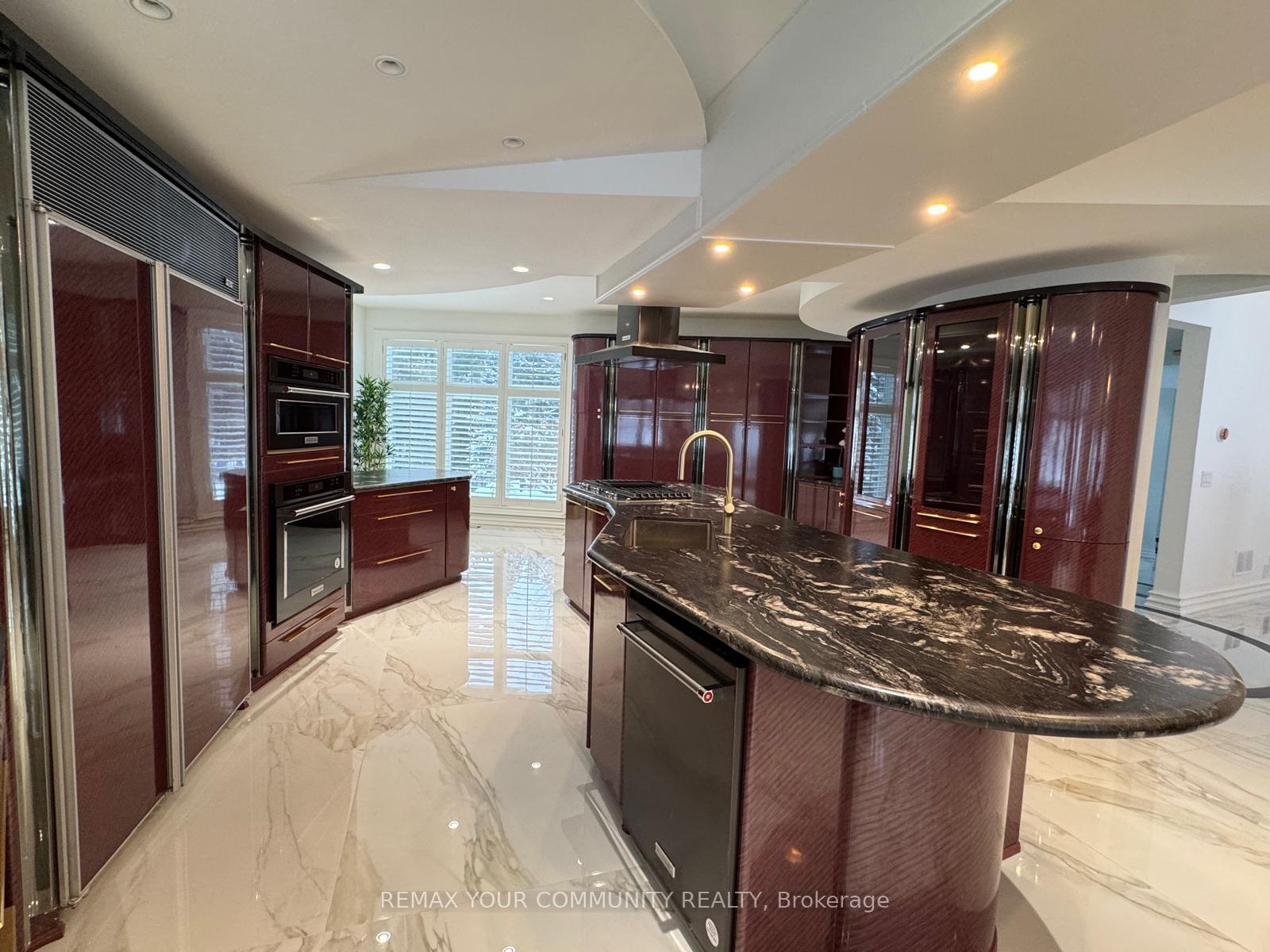 Photo 13 of 76 Silver Fox Place, Vaughan, Rural Vaughan — HOMEH