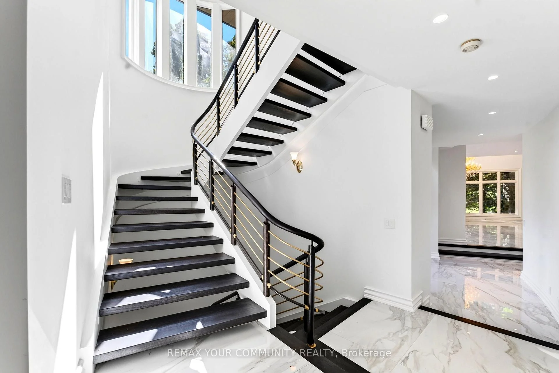 Photo 20 of 76 Silver Fox Place, Vaughan, Rural Vaughan — HOMEH