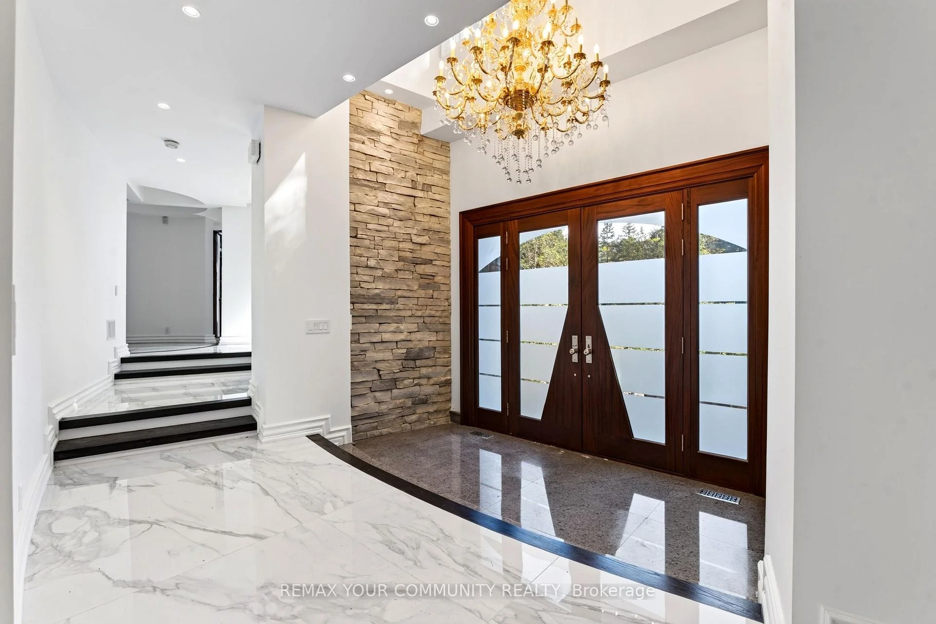 Photo 28 of 76 Silver Fox Place, Vaughan, Rural Vaughan — HOMEH
