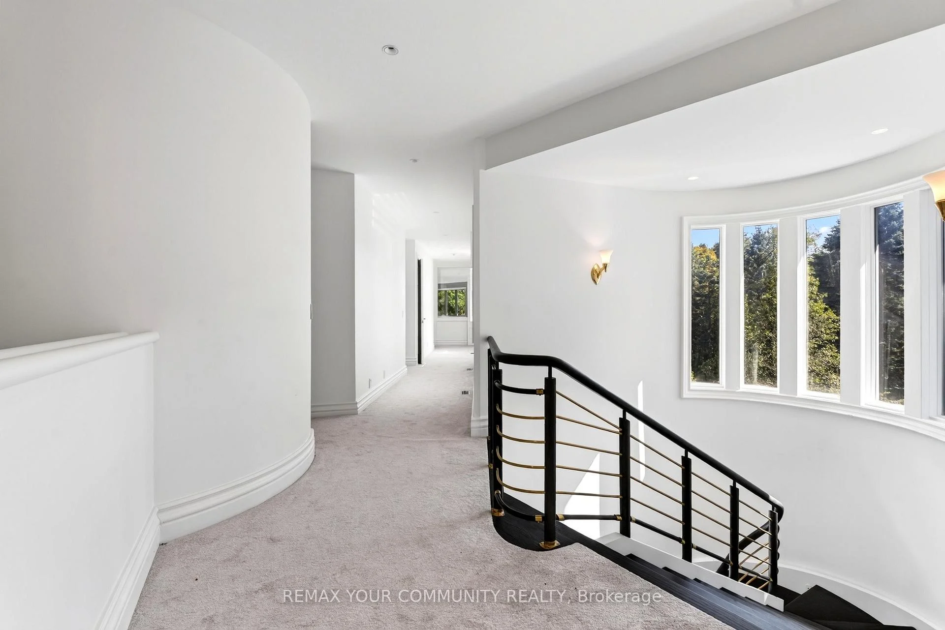 Photo 40 of 76 Silver Fox Place, Vaughan, Rural Vaughan — HOMEH
