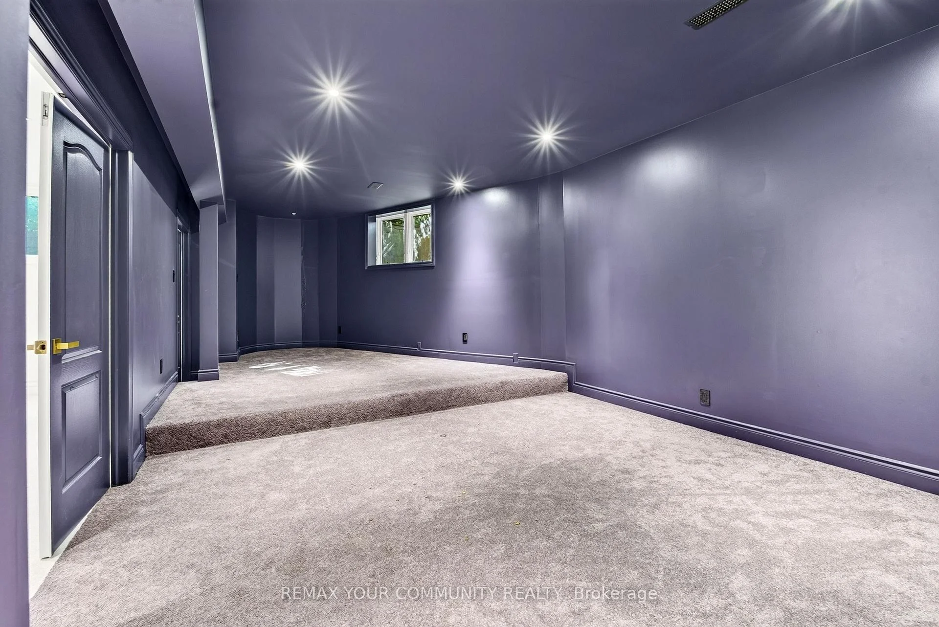 Photo 65 of 76 Silver Fox Place, Vaughan, Rural Vaughan — HOMEH