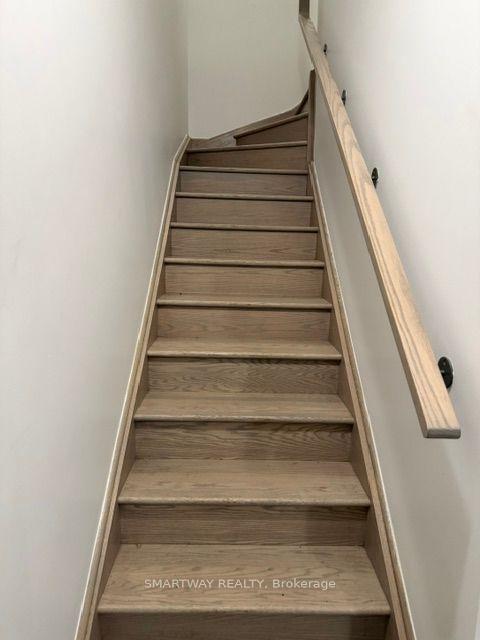 Photo 9 of Unit 122, 1070 Douglas McCurdy Common, Mississauga, Port Credit — HOMEH