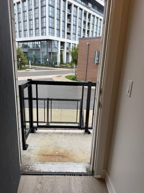 Photo 16 of Unit 122, 1070 Douglas McCurdy Common, Mississauga, Port Credit — HOMEH