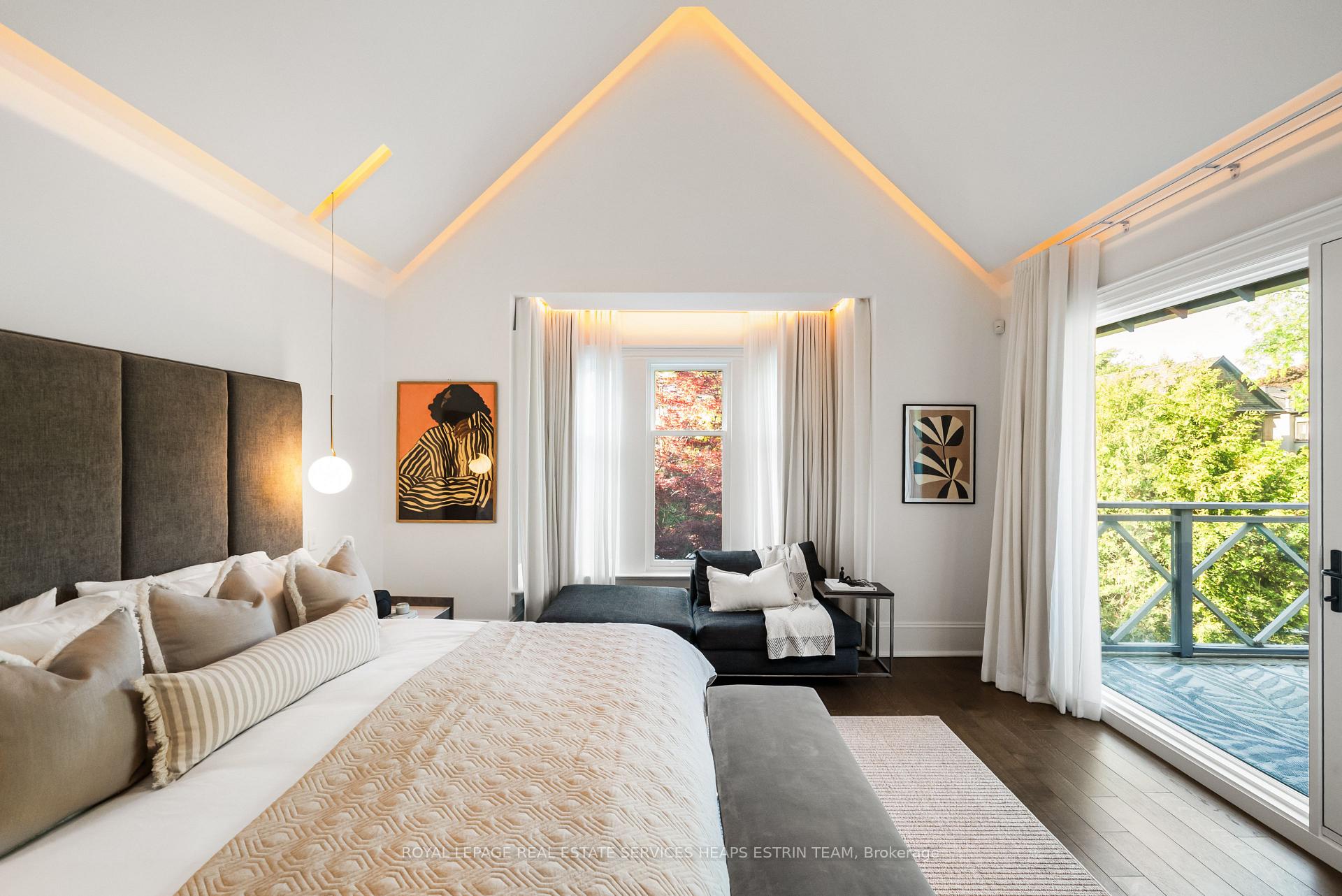 Photo 16 of 150 Douglas Drive, Toronto, Rosedale-Moore Park — HOMEH