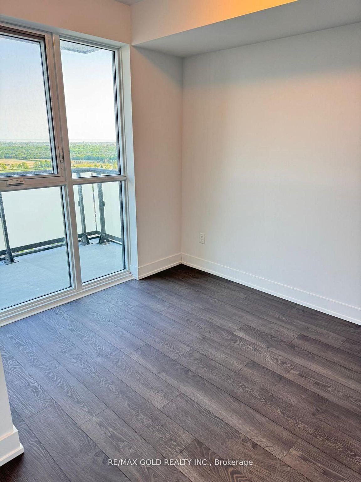 Photo 7 of Unit 2316, 2550 Simcoe Street N, Oshawa, Windfields — HOMEH