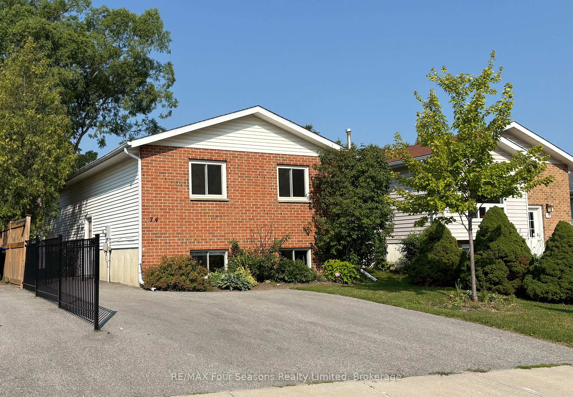Photo 1 of 74 Telfer Road, Collingwood — HOMEH