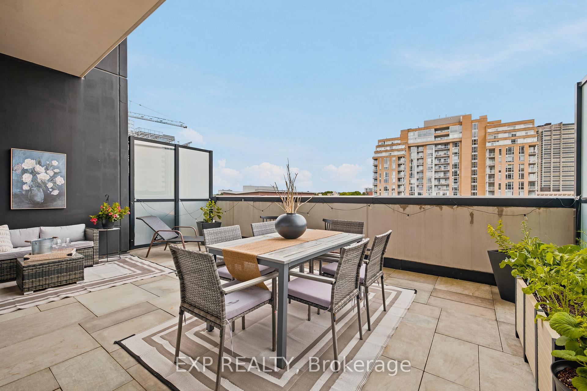 Photo 17 of Unit 608, 181 King Street S, Kitchener, City Commercial Core — HOMEH