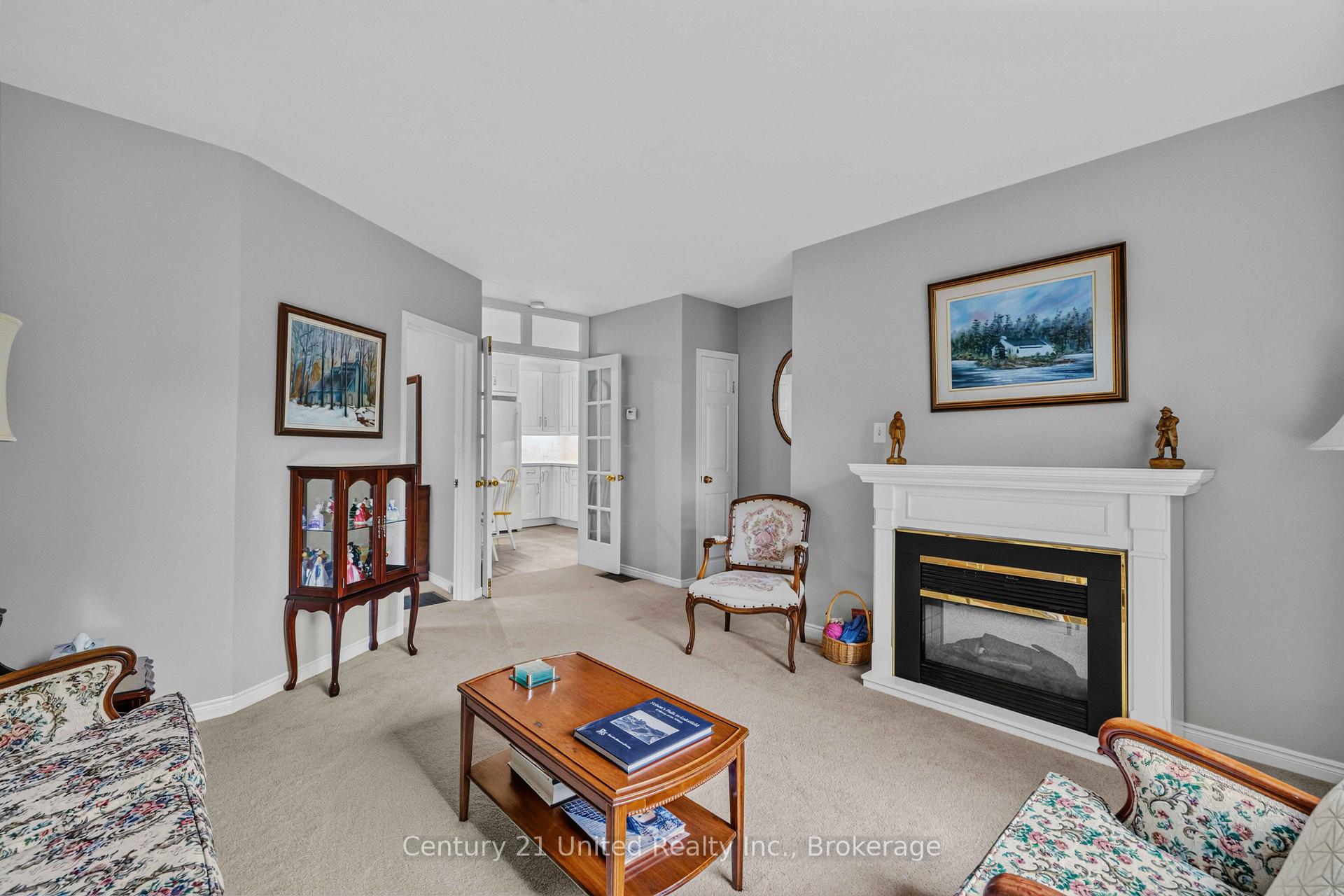 Photo 11 of 577 Homewood Avenue, Peterborough, Town Ward 3 — HOMEH