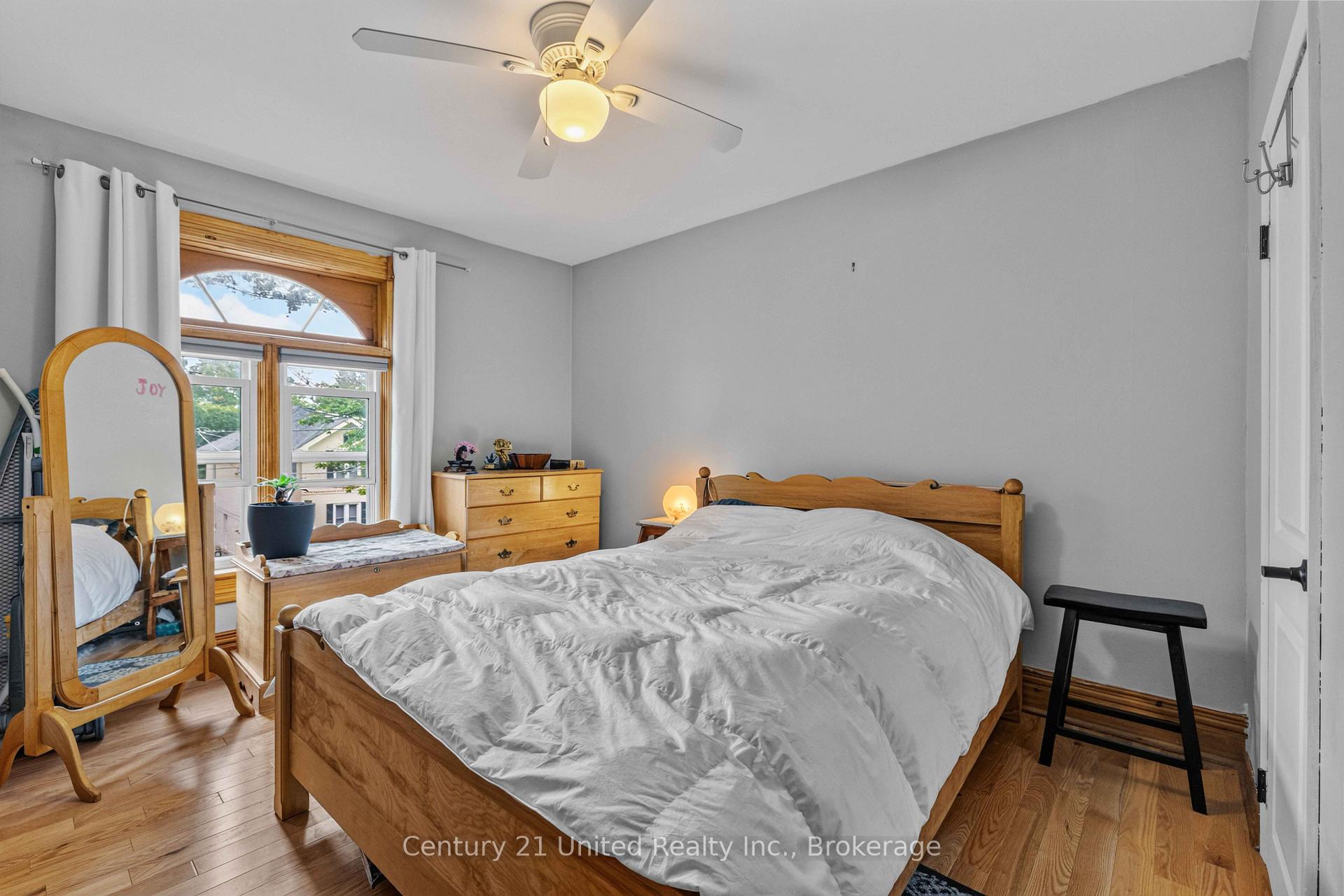 Photo 37 of 577 Homewood Avenue, Peterborough, Town Ward 3 — HOMEH