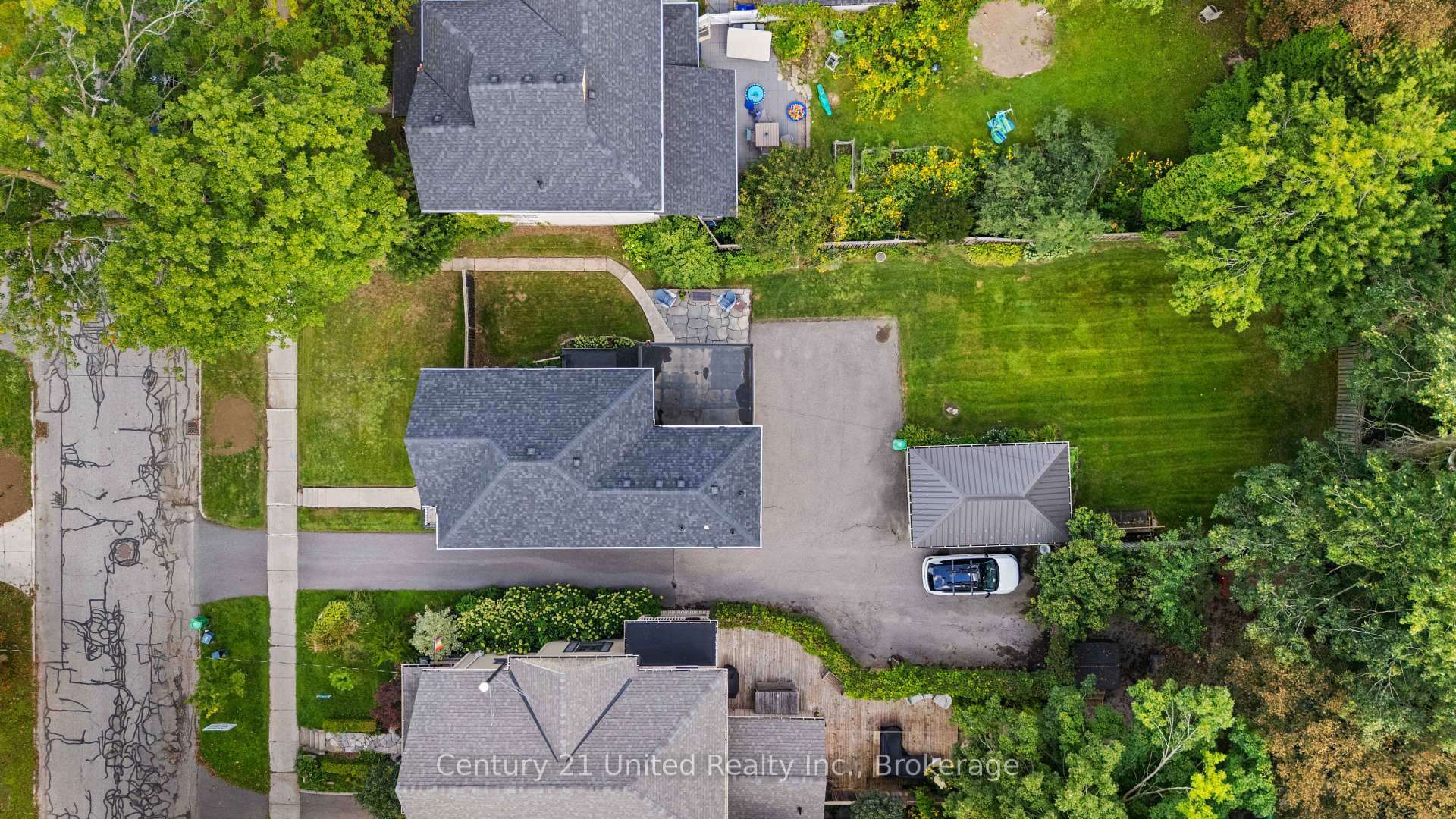 Photo 41 of 577 Homewood Avenue, Peterborough, Town Ward 3 — HOMEH