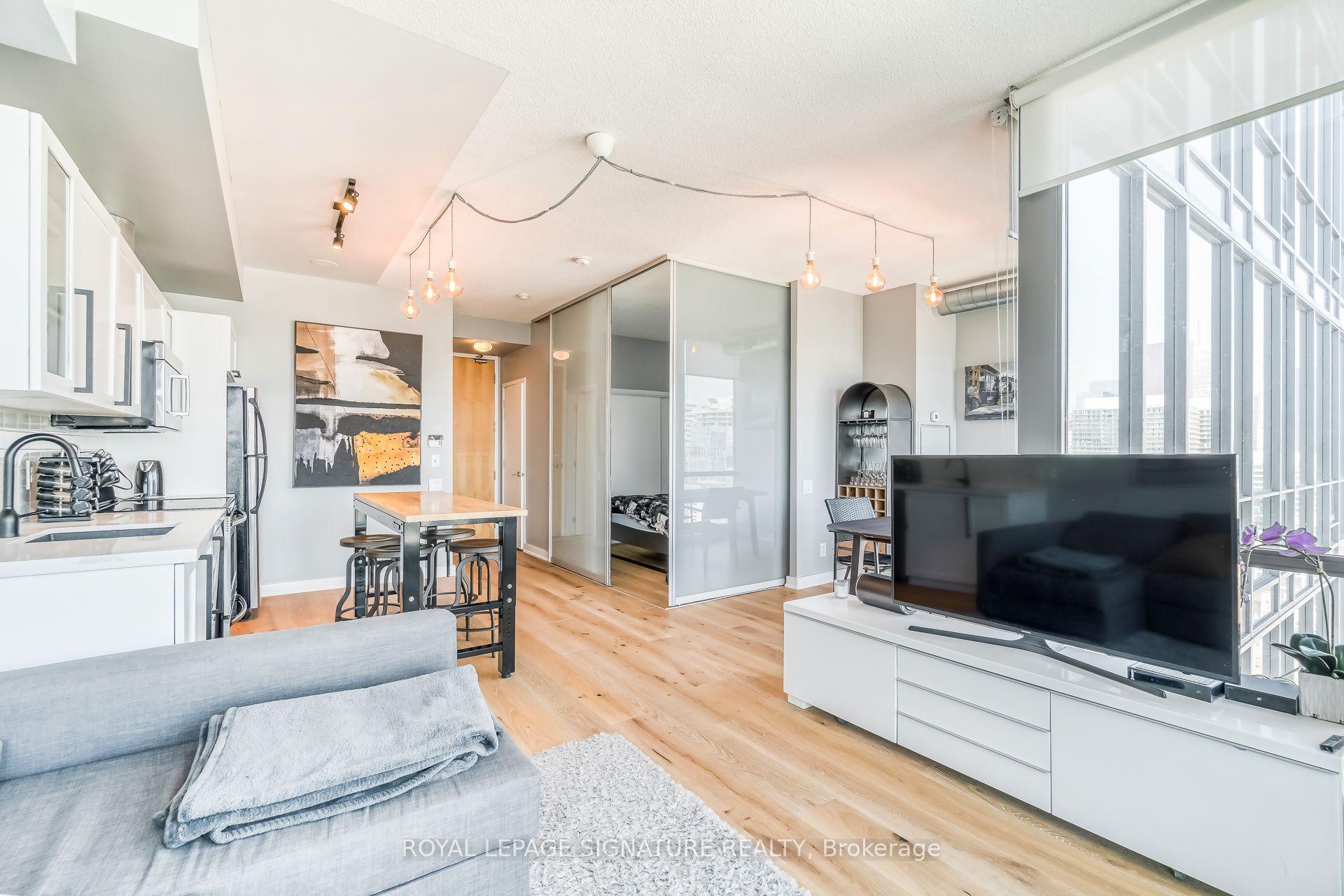Photo 14 of Unit 2308, 33 Mill Street, Toronto, Waterfront Communities — HOMEH