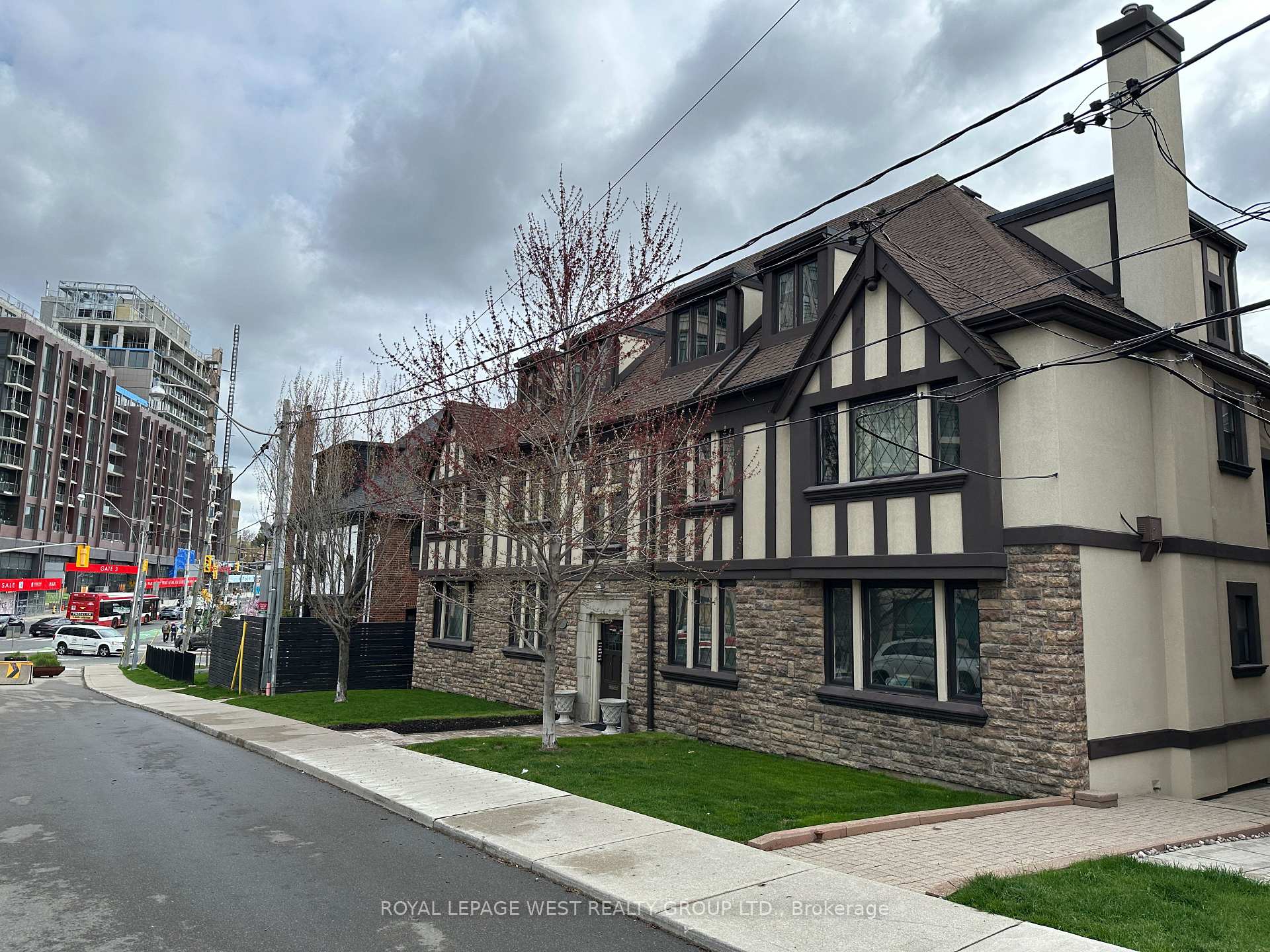 Photo 1 of Unit 6, 27 Mossom Road, Toronto, High Park-Swansea — HOMEH