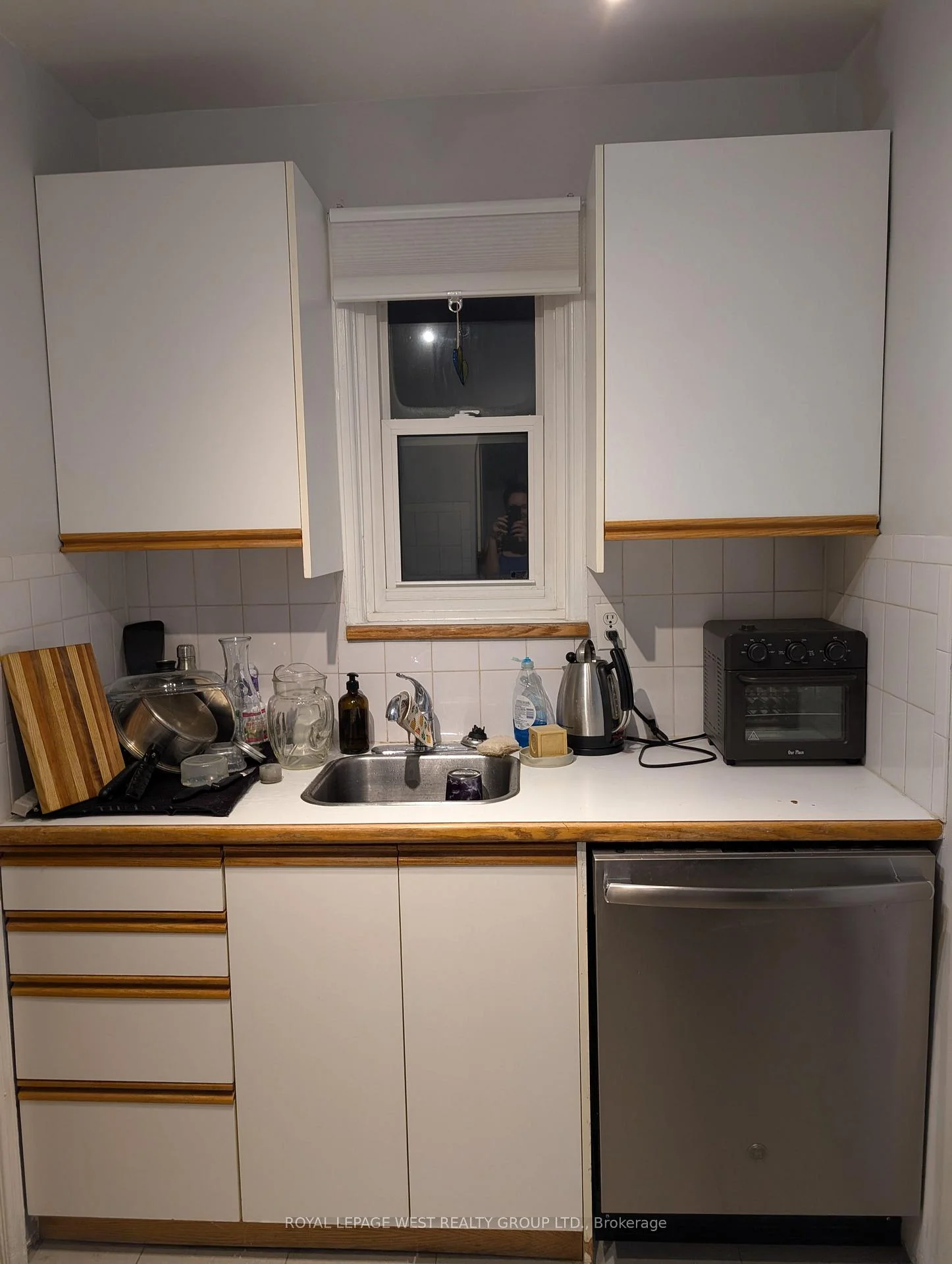 Photo 6 of Unit 6, 27 Mossom Road, Toronto, High Park-Swansea — HOMEH