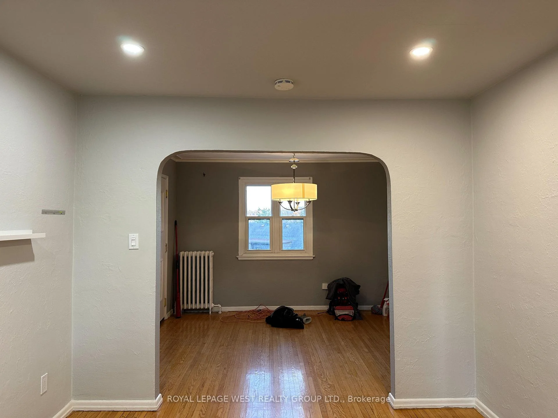 Photo 10 of Unit 6, 27 Mossom Road, Toronto, High Park-Swansea — HOMEH