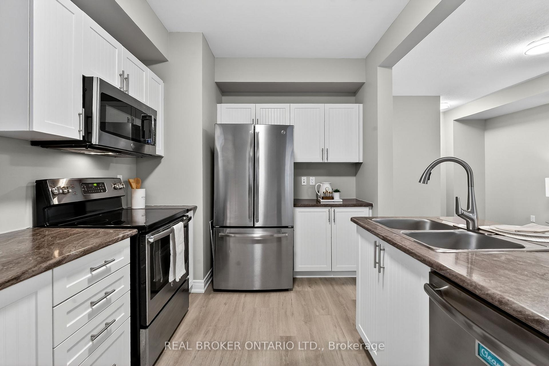 Photo 15 of 5000 Desantis Drive, Lincoln, Beamsville — HOMEH