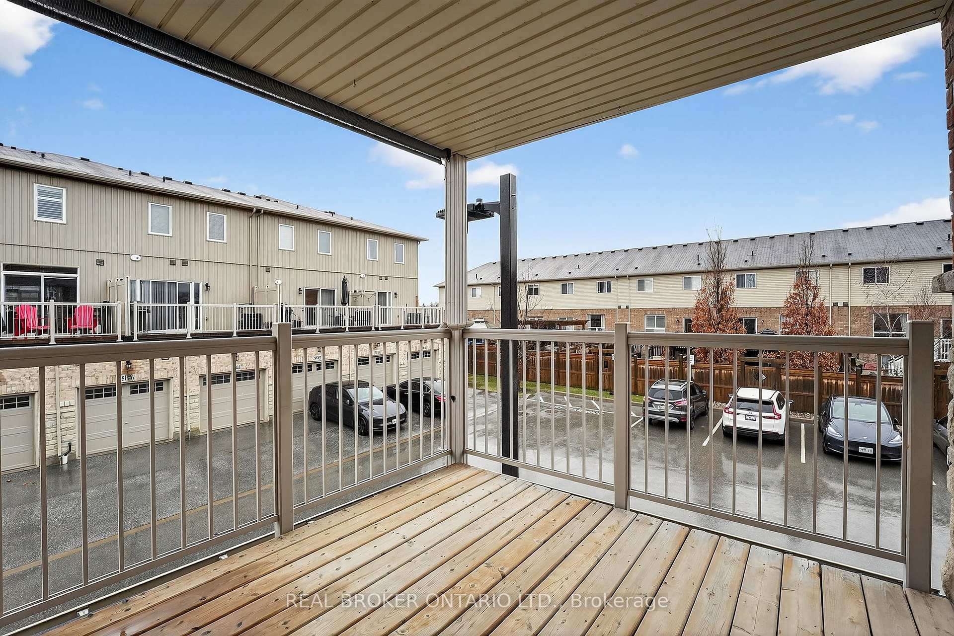 Photo 19 of 5000 Desantis Drive, Lincoln, Beamsville — HOMEH