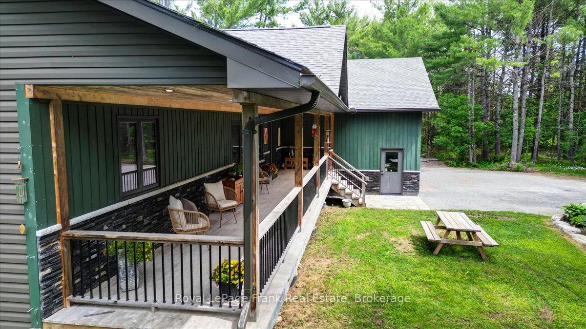 Photo 4 of 2166 6th Line Dummer Road N, Douro-Dummer — HOMEH