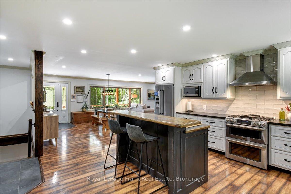 Photo 16 of 2166 6th Line Dummer Road N, Douro-Dummer — HOMEH