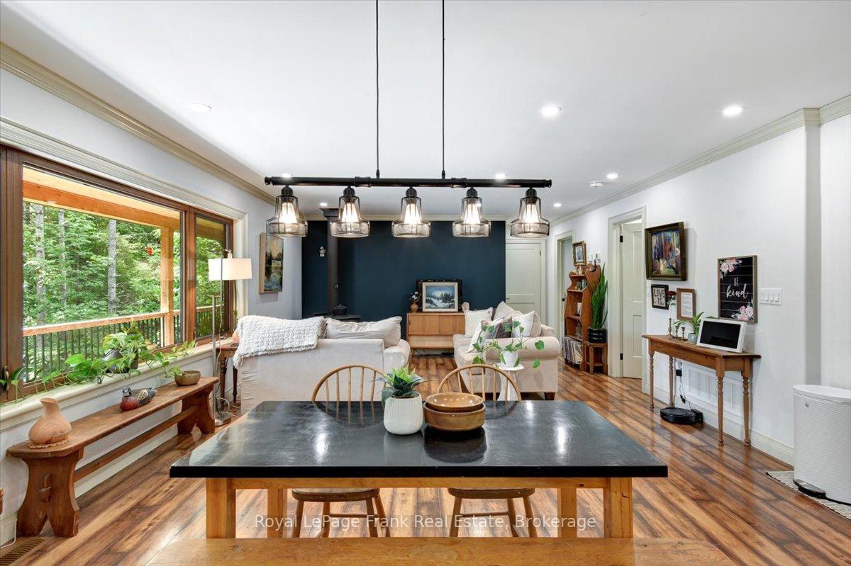 Photo 19 of 2166 6th Line Dummer Road N, Douro-Dummer — HOMEH