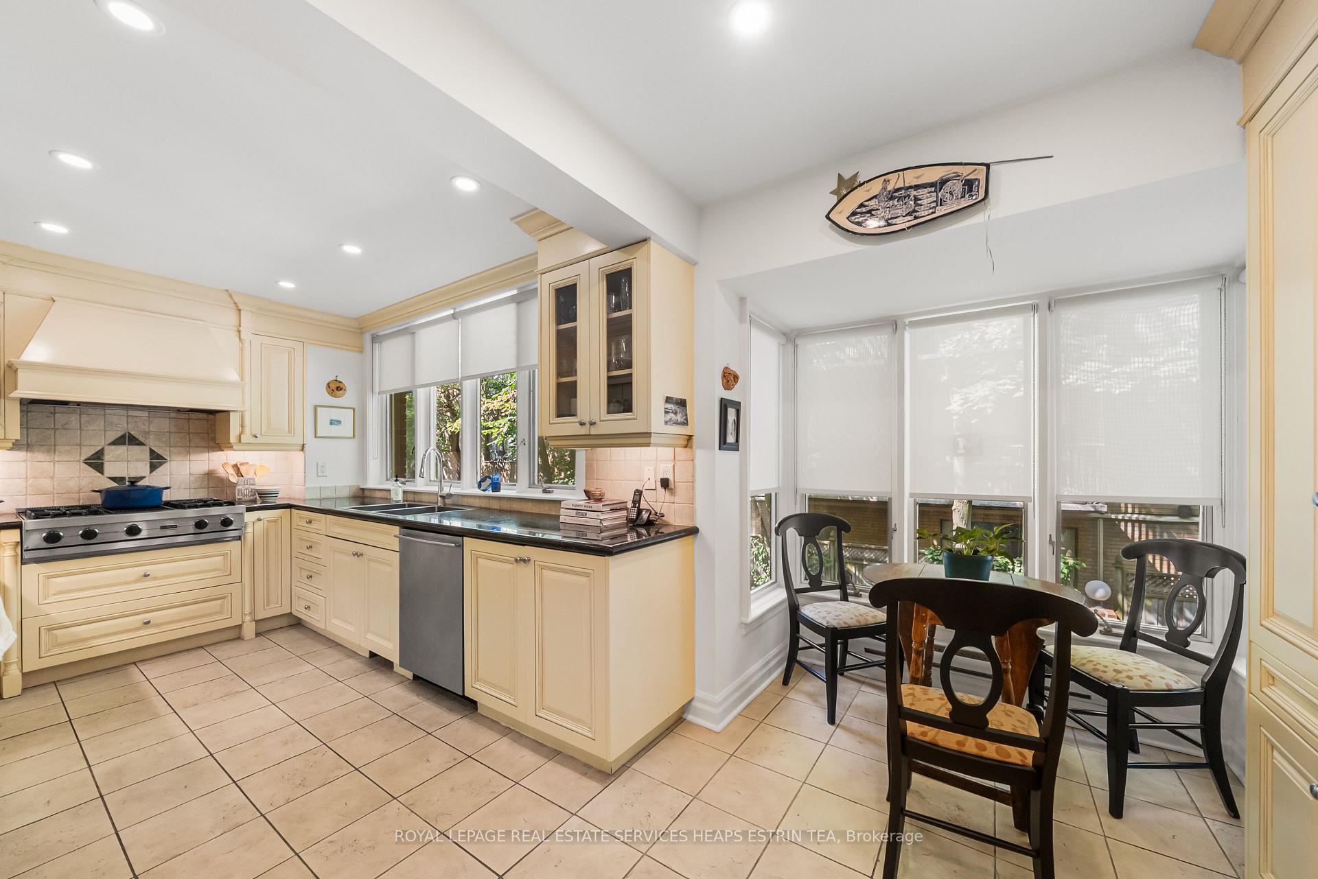 Photo 16 of 81A Lowther Avenue, Toronto, The Annex — HOMEH