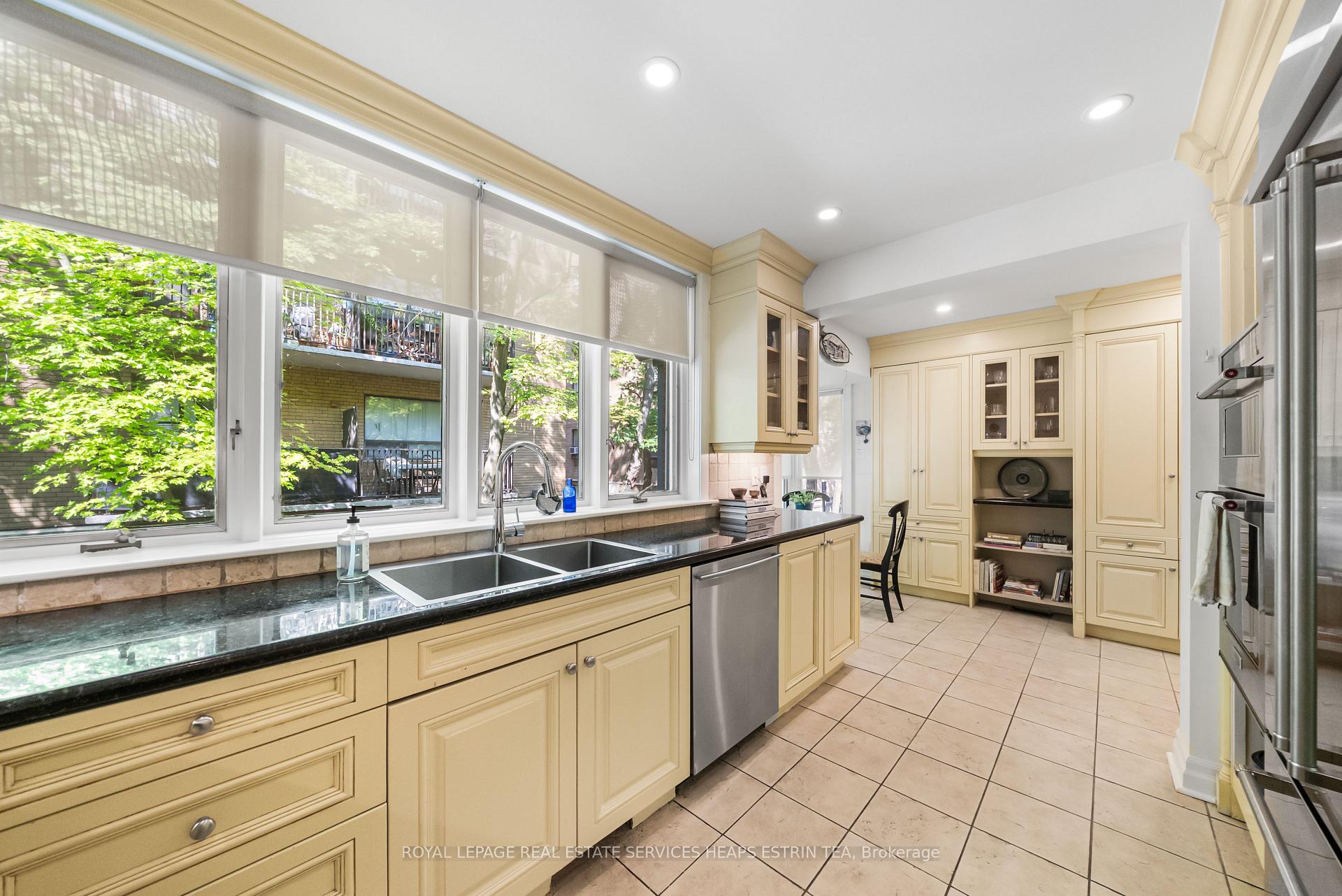 Photo 18 of 81A Lowther Avenue, Toronto, The Annex — HOMEH