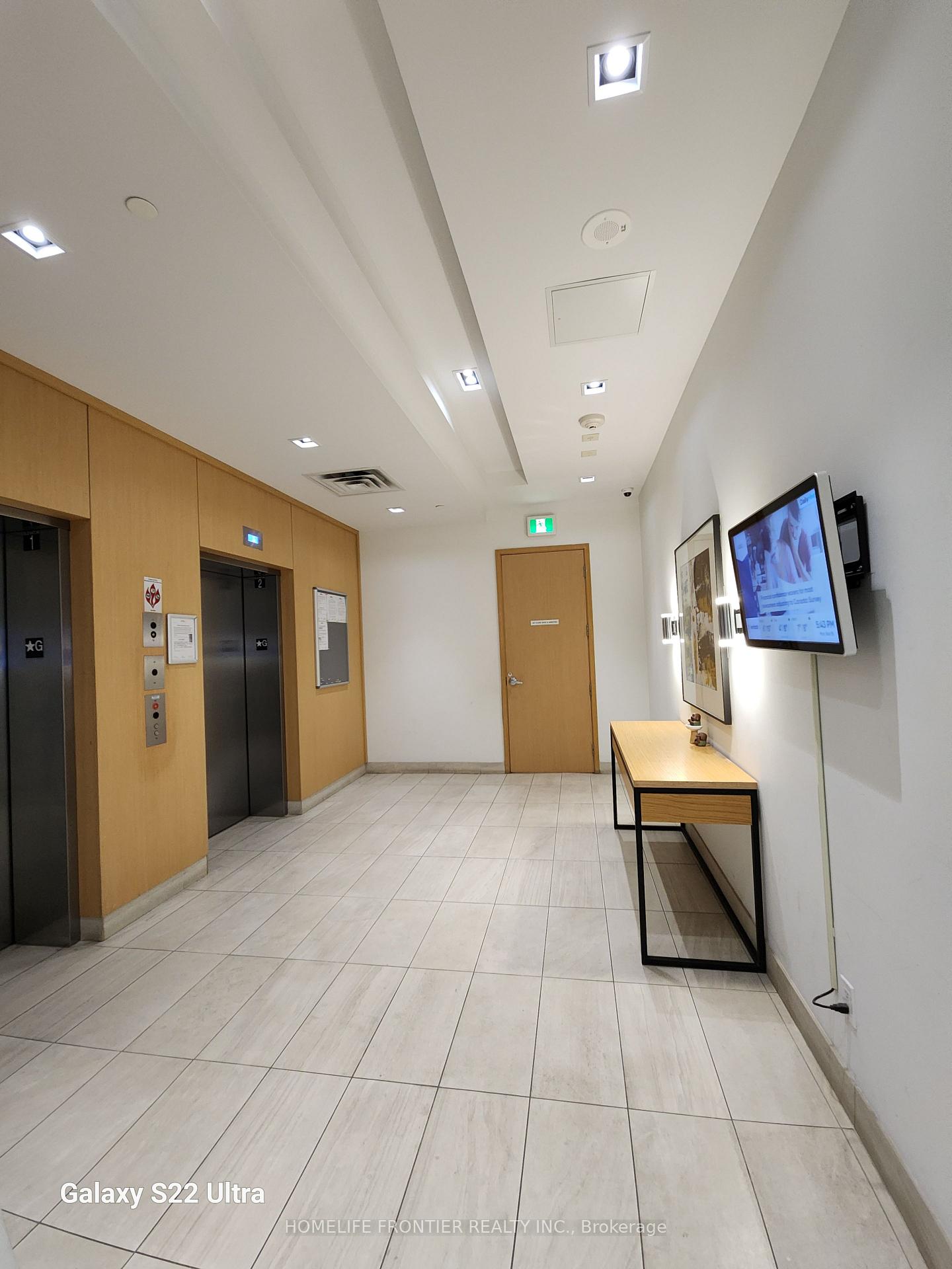 Photo 2 of Unit 1610, 150 Fairview Mall Drive, North York, Don Valley Village — HOMEH