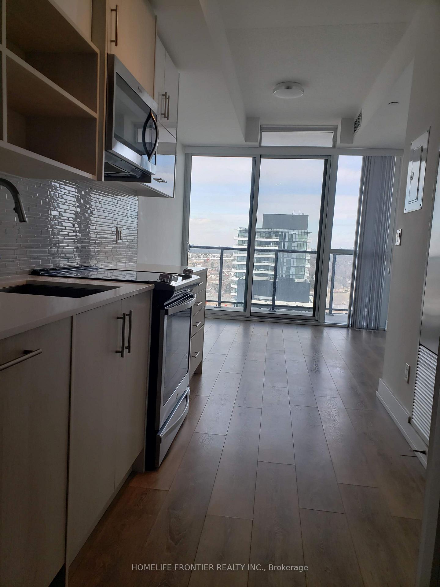 Photo 4 of Unit 1610, 150 Fairview Mall Drive, North York, Don Valley Village — HOMEH