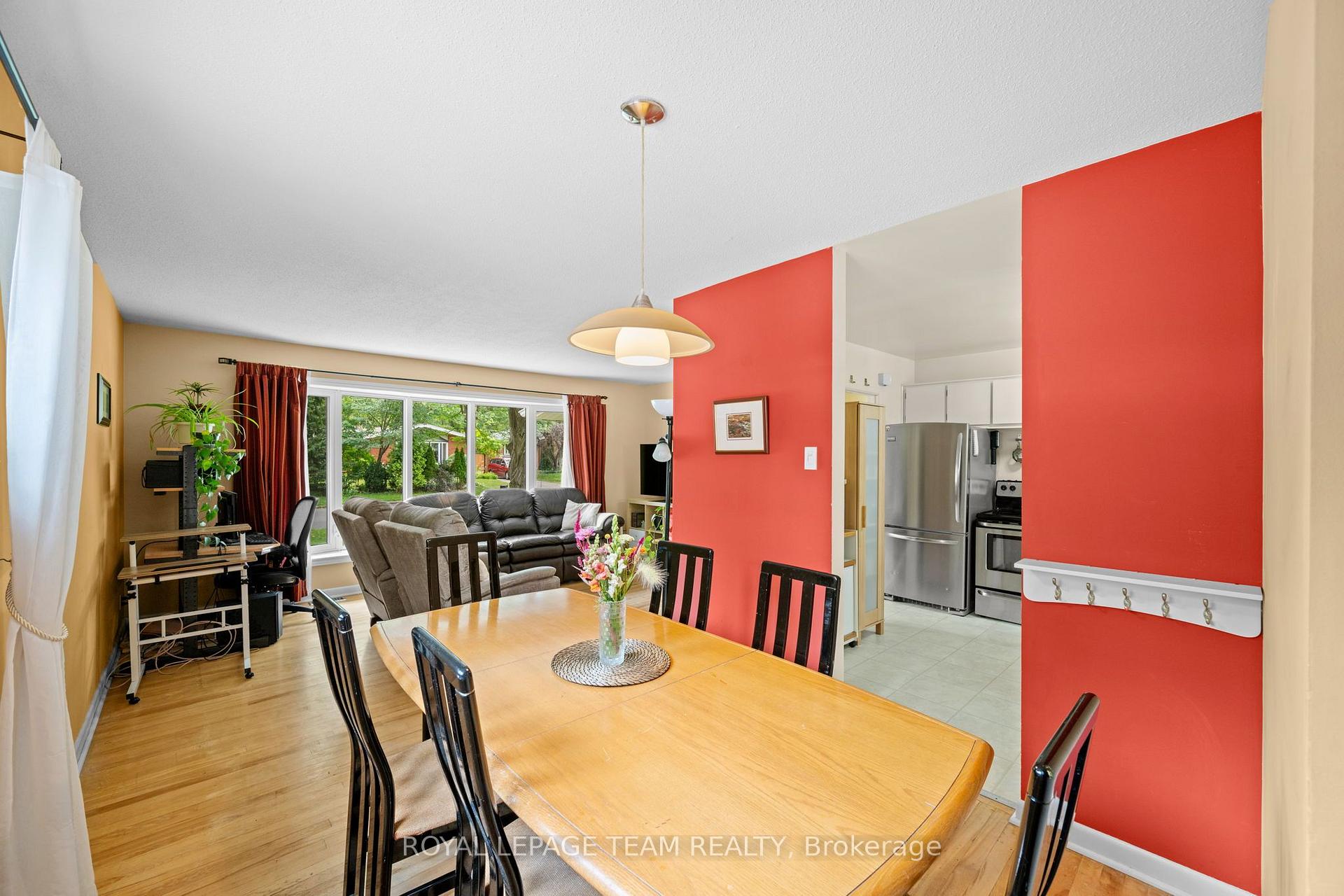 Photo 7 of 1130 Parkway Drive, Ottawa, Parkway Park — HOMEH
