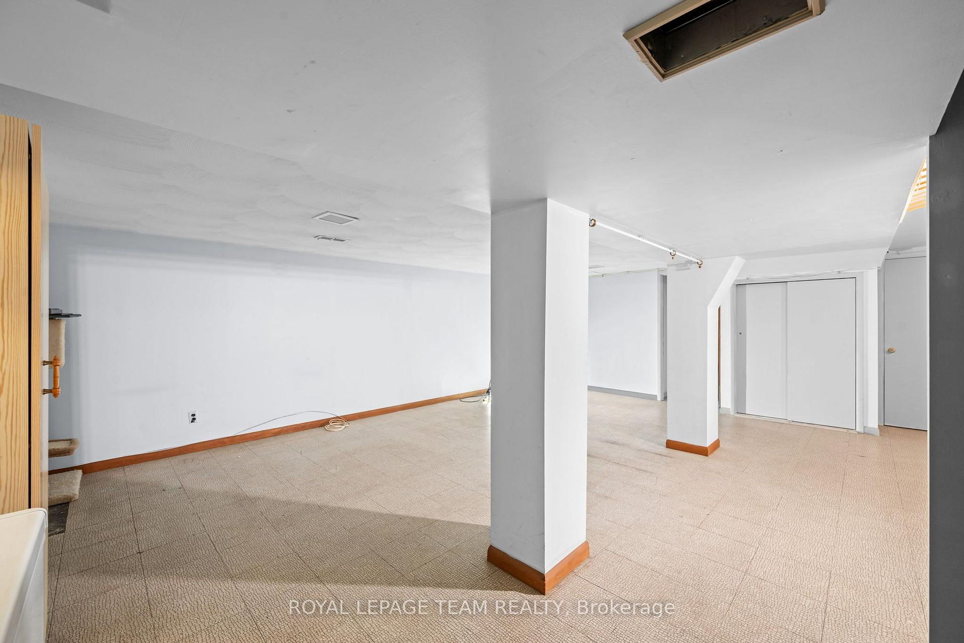 Photo 20 of 1130 Parkway Drive, Ottawa, Parkway Park — HOMEH