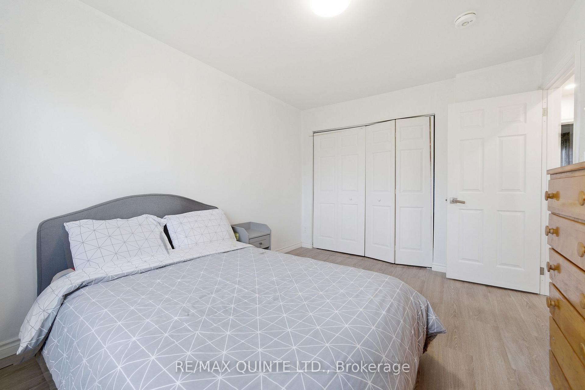 Photo 15 of Unit 2, 99 Dunnett Boulevard, Belleville, Belleville Ward — HOMEH