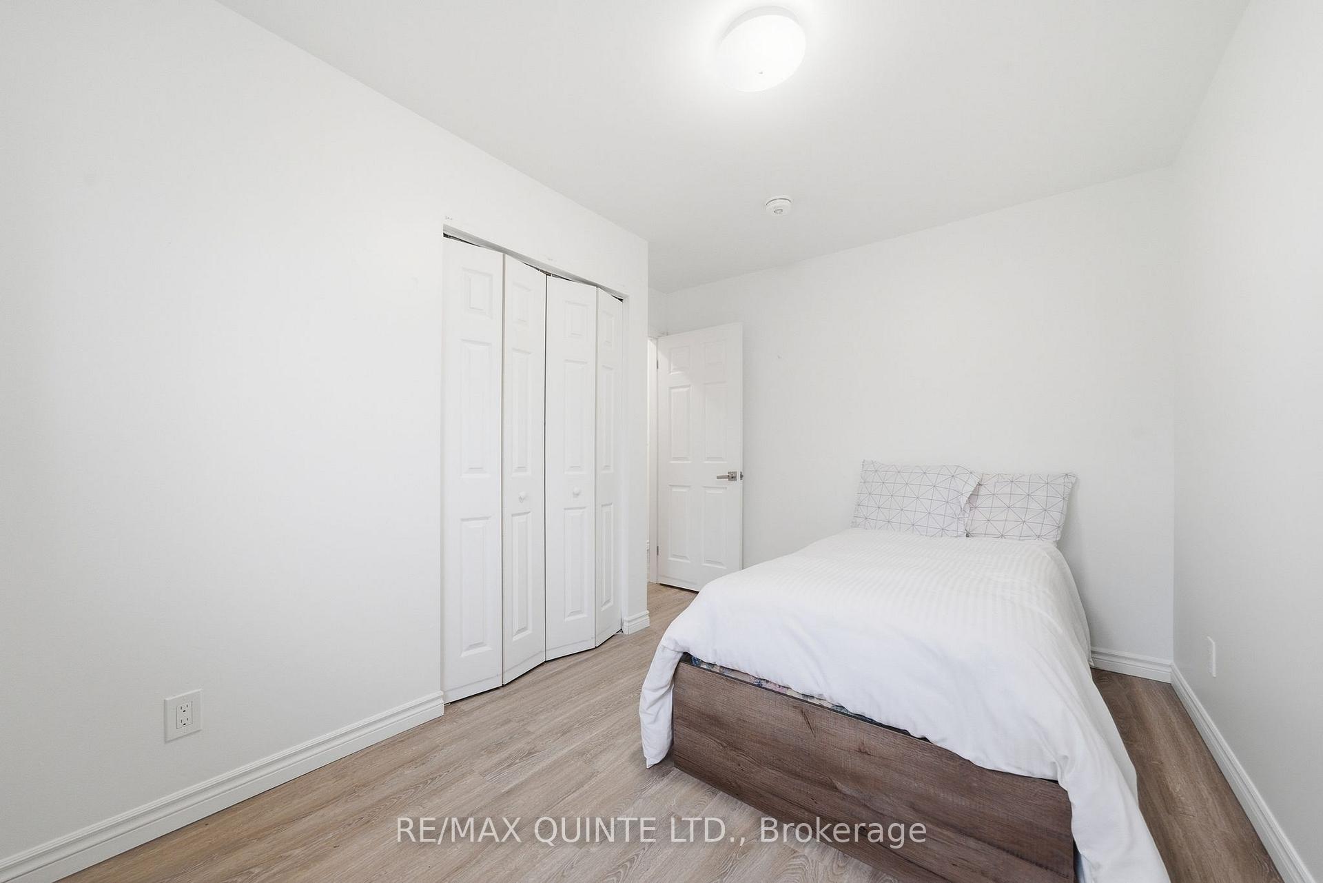 Photo 18 of Unit 2, 99 Dunnett Boulevard, Belleville, Belleville Ward — HOMEH
