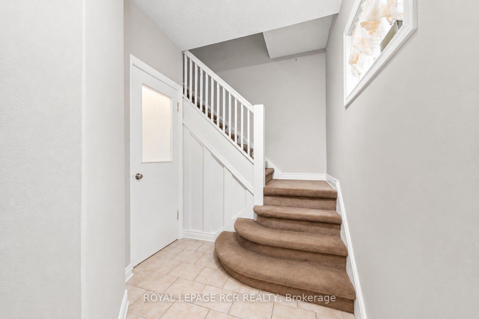 Photo 4 of 966 Shaw Street, Toronto, Dovercourt-Wallace Emerson-Junction — HOMEH