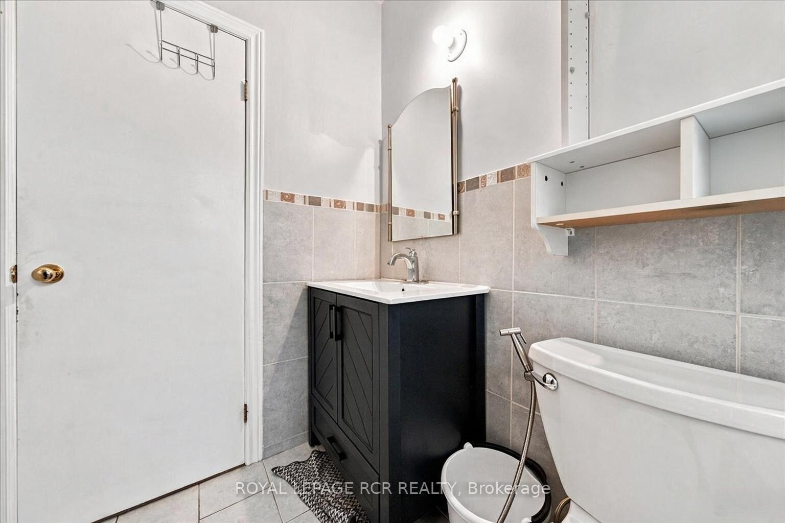 Photo 17 of 966 Shaw Street, Toronto, Dovercourt-Wallace Emerson-Junction — HOMEH