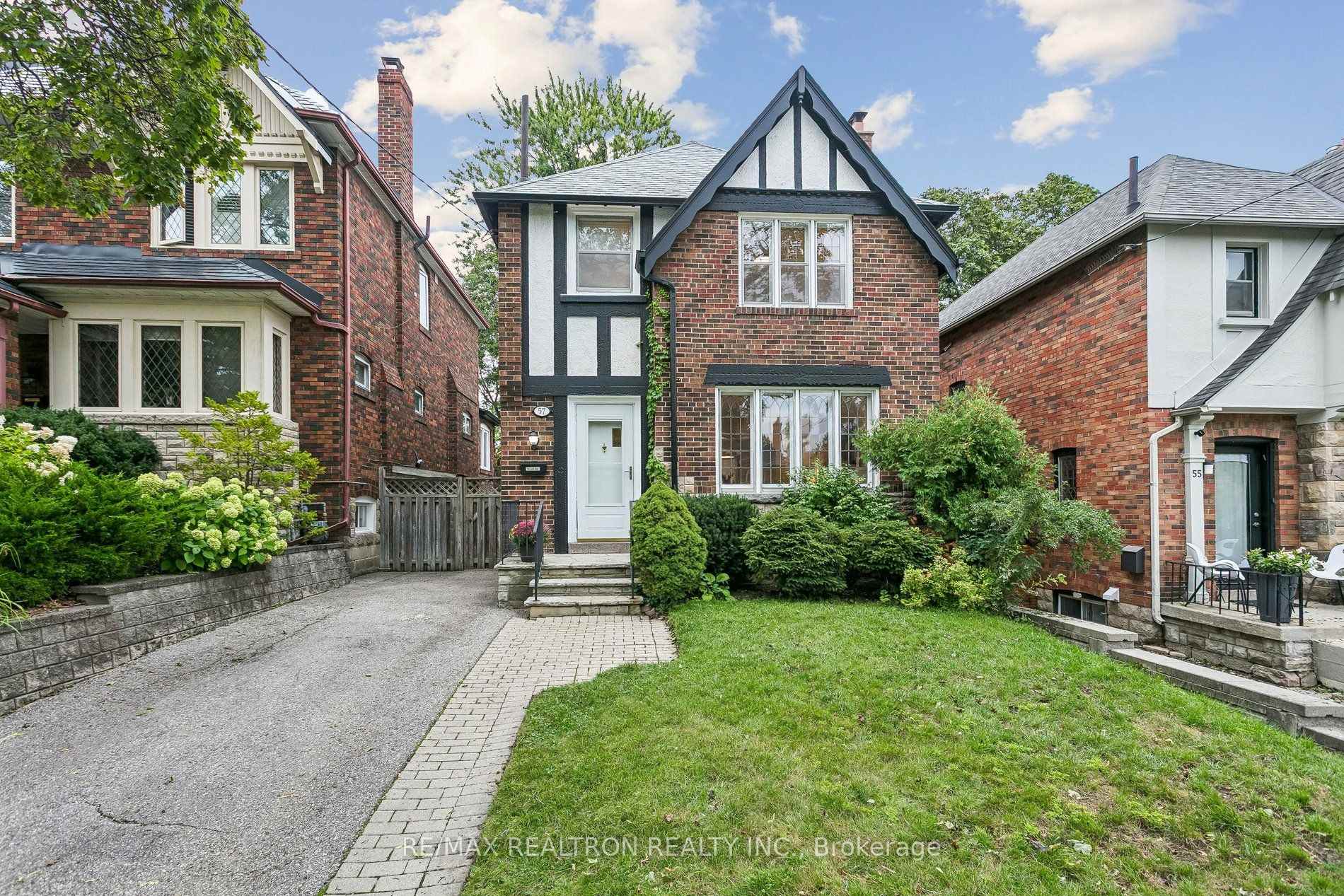 Photo 1 of 57 Castle Knock Road, Toronto, Lawrence Park South — HOMEH