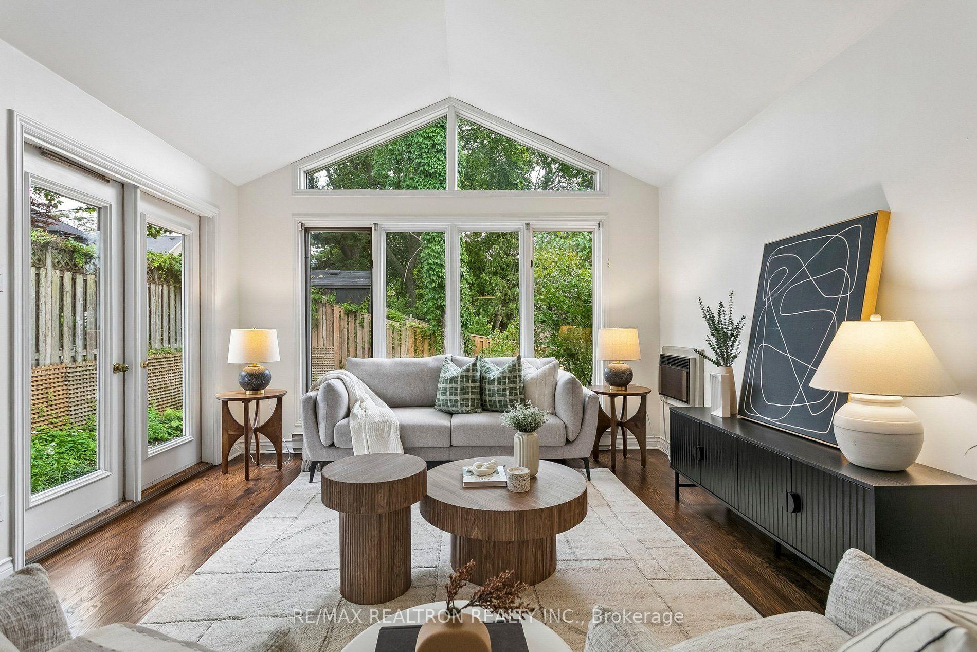 Photo 8 of 57 Castle Knock Road, Toronto, Lawrence Park South — HOMEH