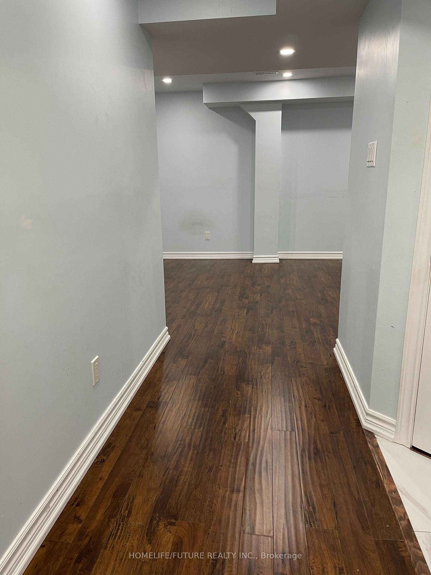 Photo 5 of Unit Bsmt, 118 Raponi Circle, Scarborough, Rouge — HOMEH