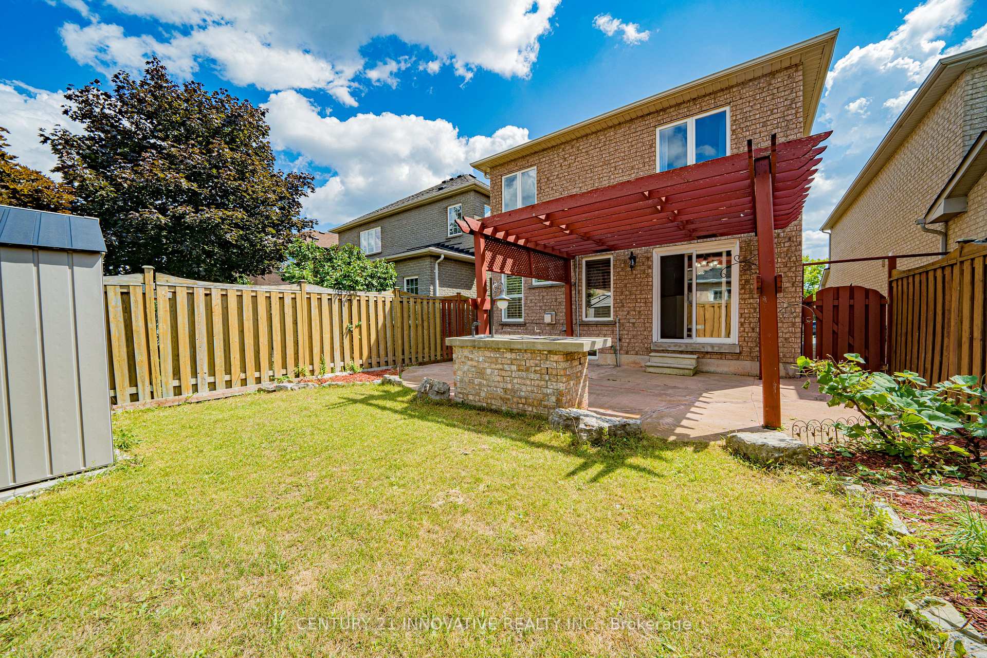 Photo 4 of 117 Raintree Crescent, Richmond Hill, Oak Ridges — HOMEH