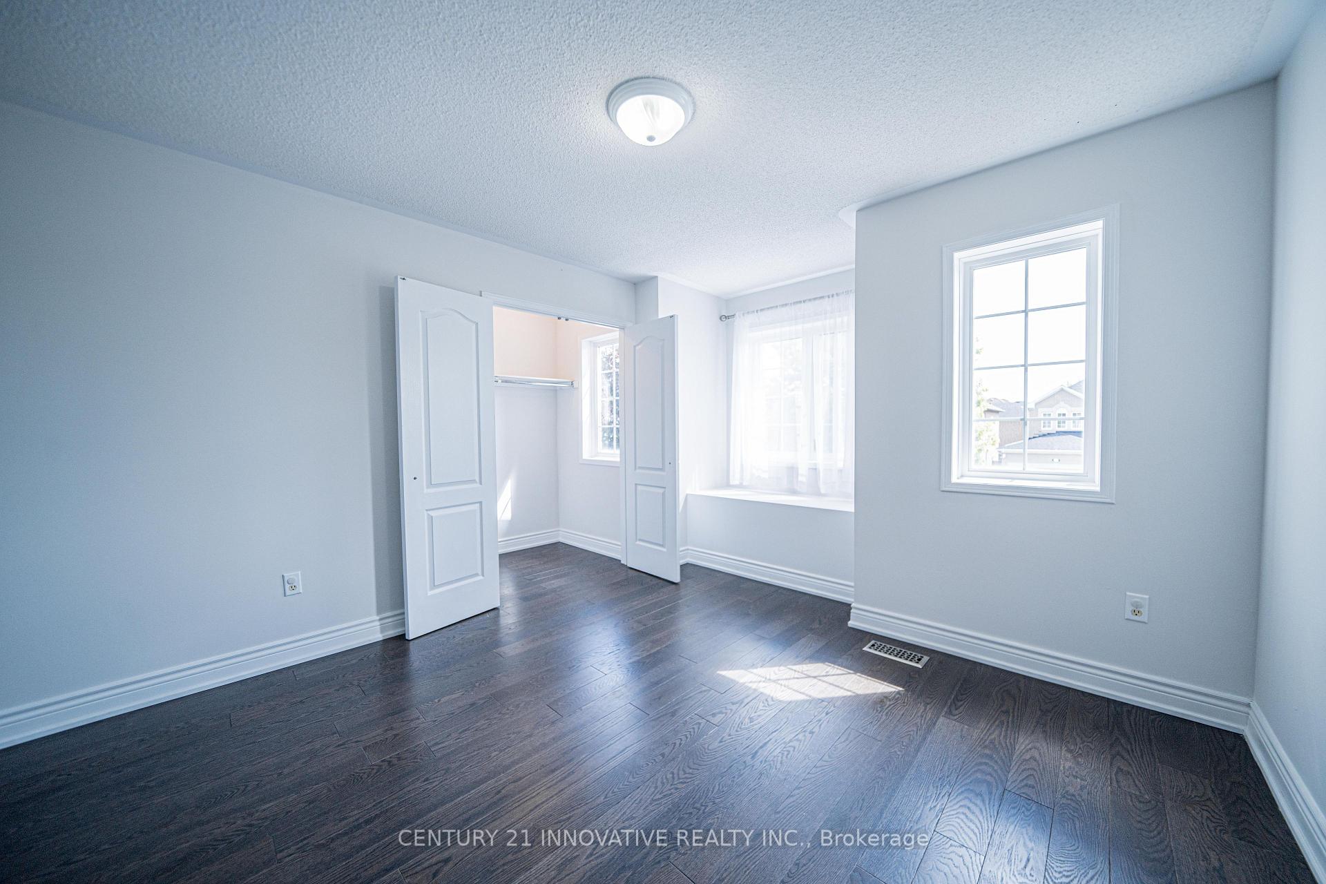 Photo 25 of 117 Raintree Crescent, Richmond Hill, Oak Ridges — HOMEH