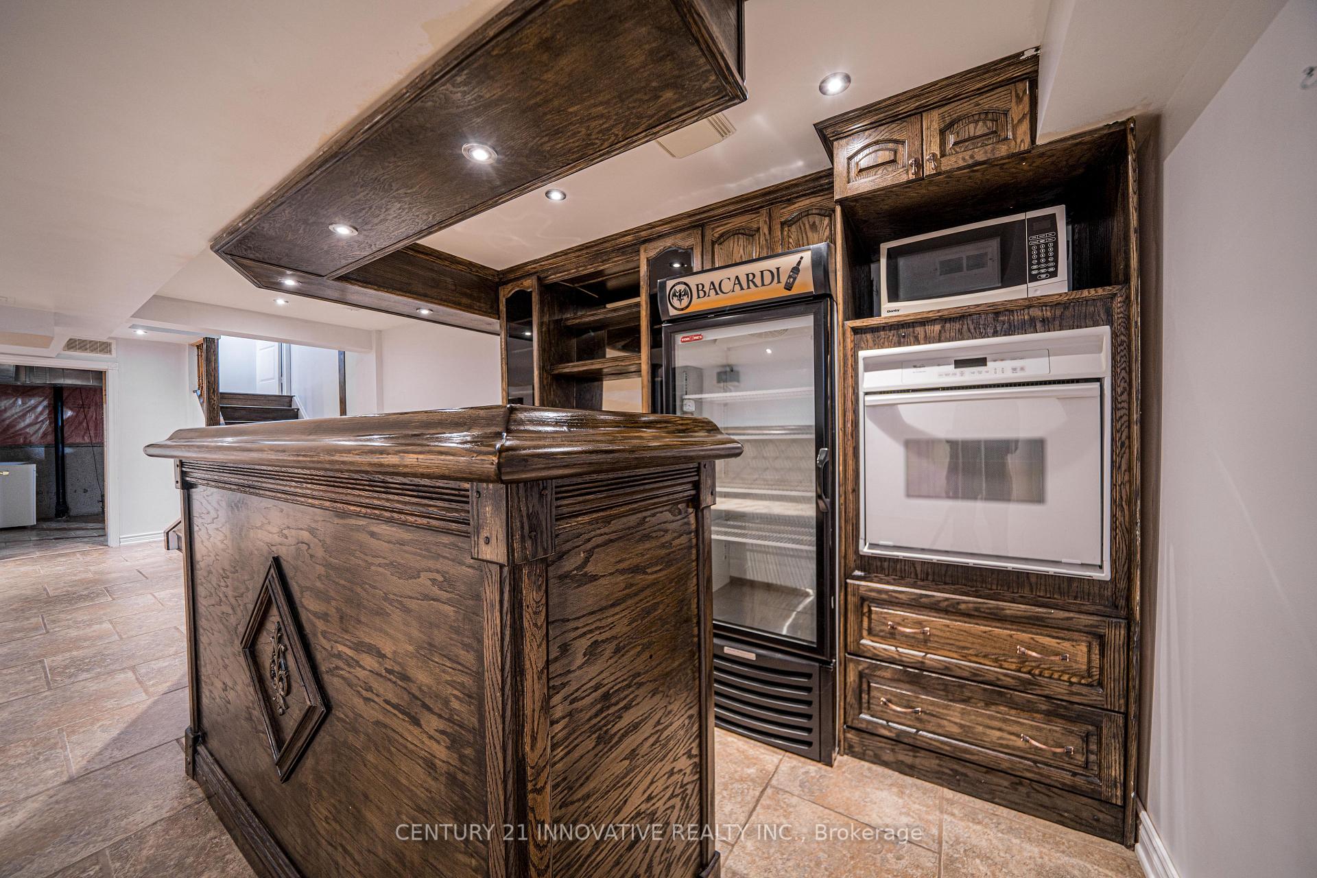 Photo 30 of 117 Raintree Crescent, Richmond Hill, Oak Ridges — HOMEH