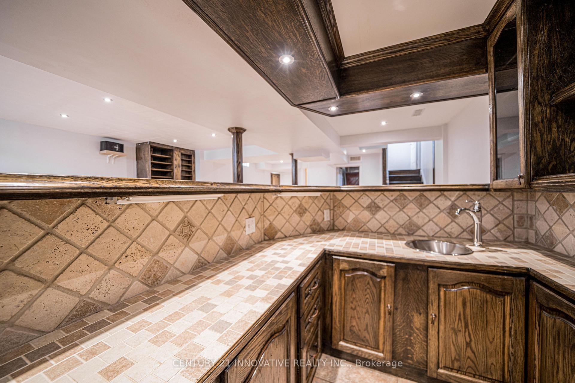 Photo 31 of 117 Raintree Crescent, Richmond Hill, Oak Ridges — HOMEH