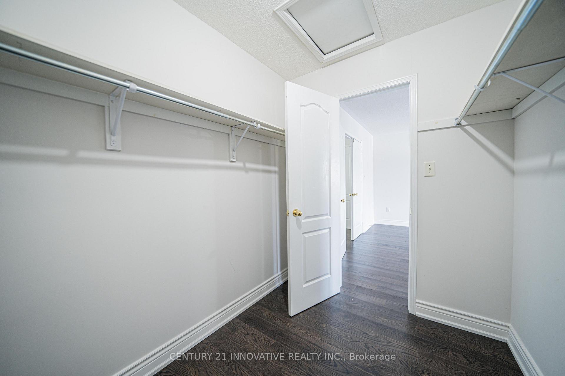 Photo 33 of 117 Raintree Crescent, Richmond Hill, Oak Ridges — HOMEH