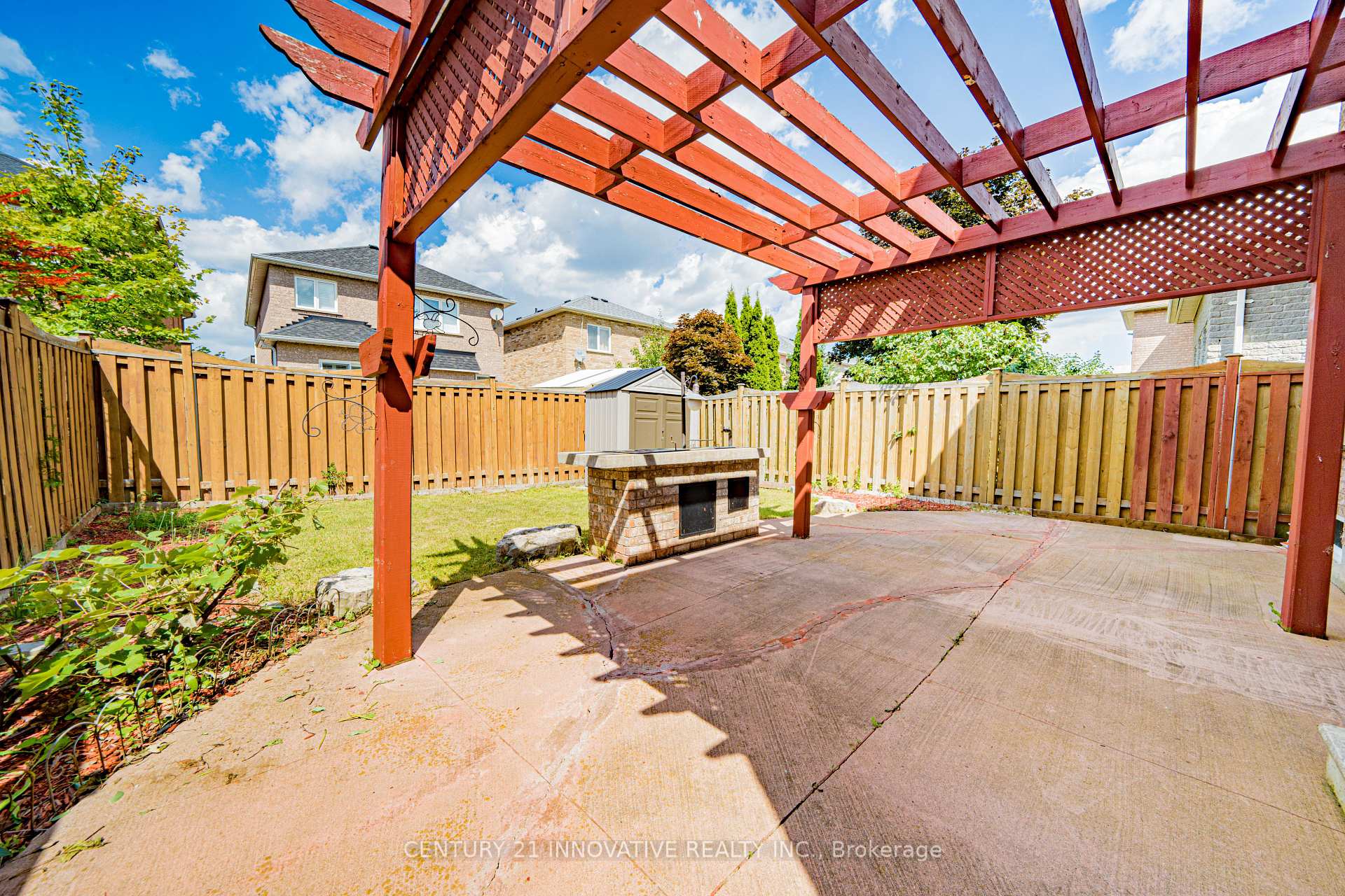 Photo 34 of 117 Raintree Crescent, Richmond Hill, Oak Ridges — HOMEH